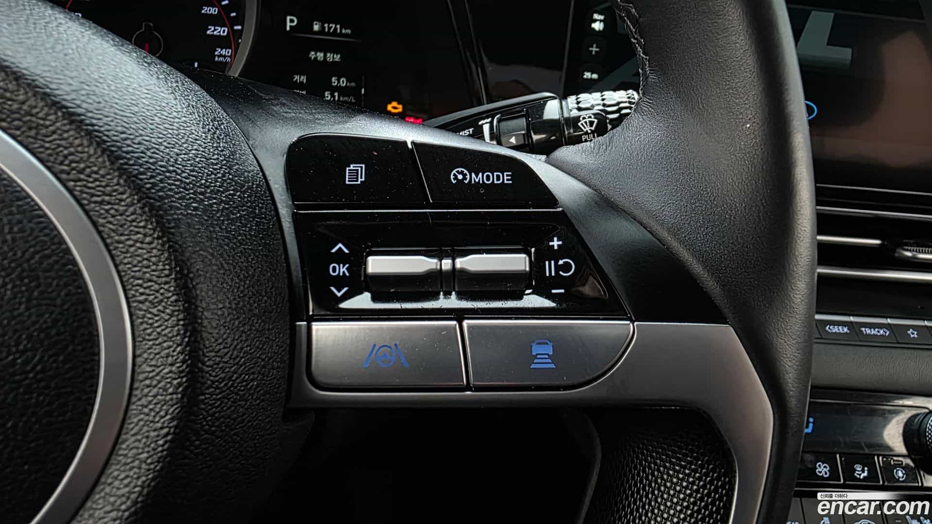 AVANTE Hyundai 2022.11-OPTION-022