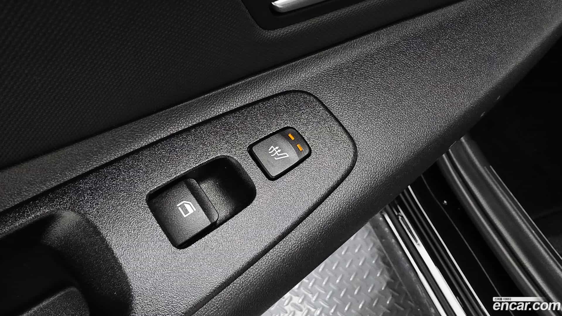 AVANTE Hyundai 2022.11-OPTION-023