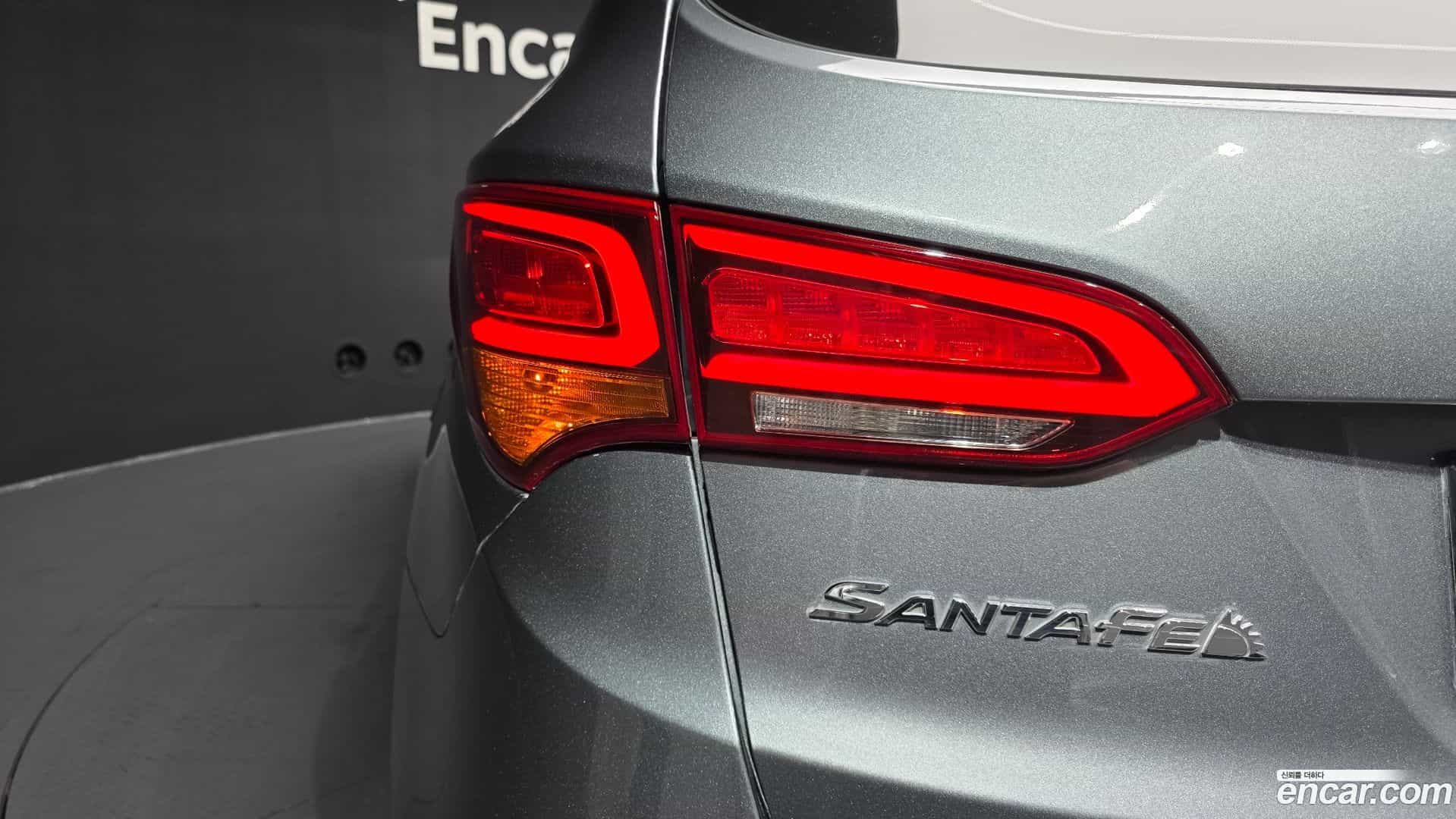 Santafe Hyundai 2017.10-OUTER-033