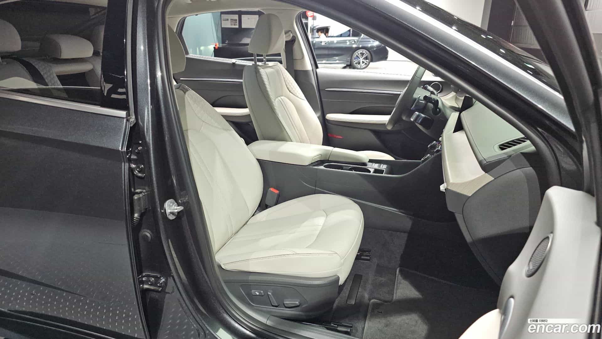 Sonata Hyundai 2024.9-OPTION-016