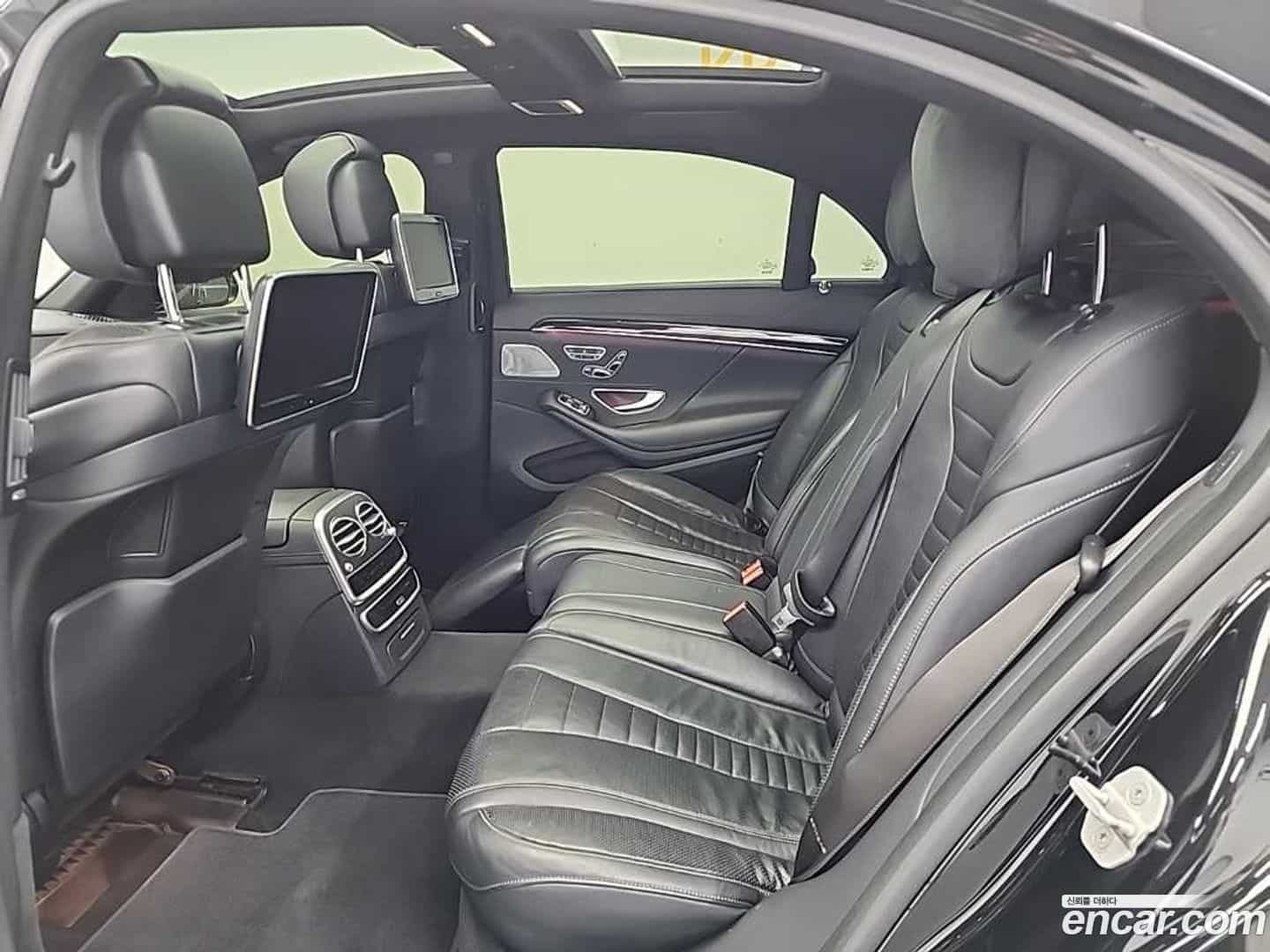 S-Class Mercedes-Benz 2015.2-OPTION-016