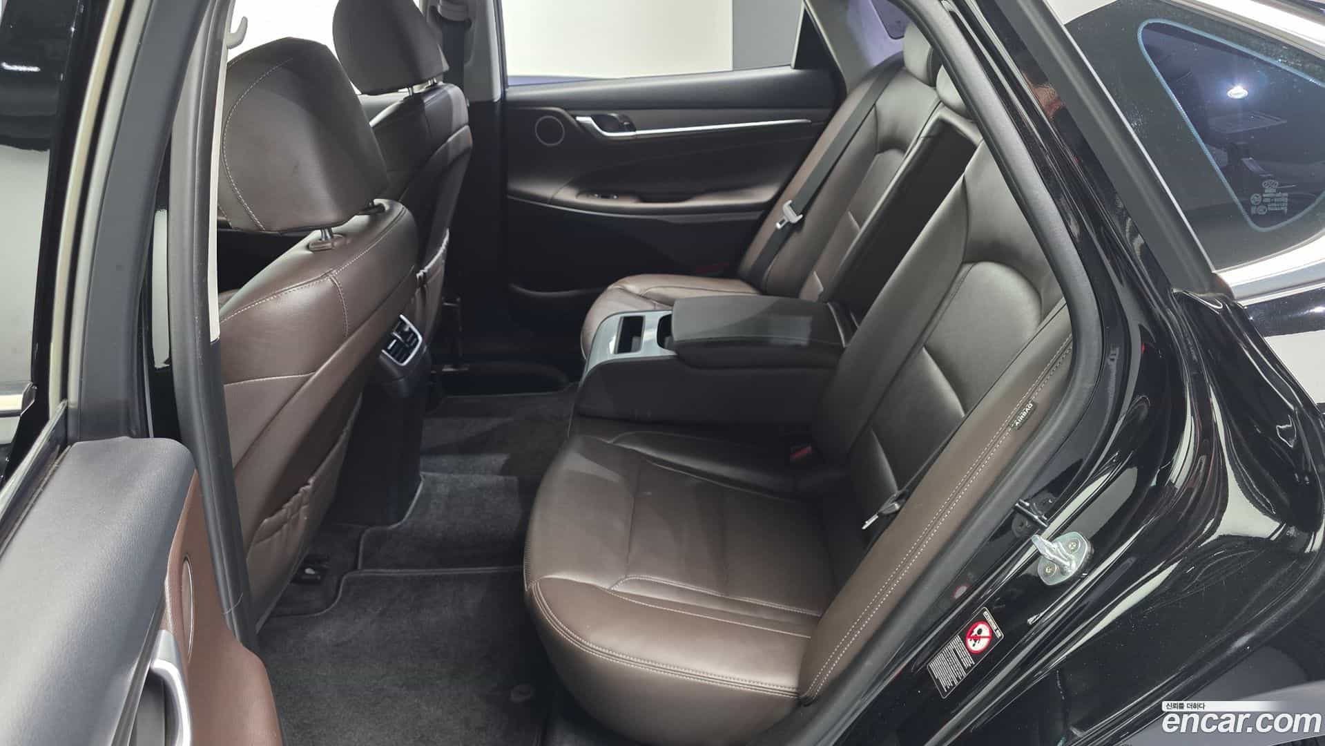 Grandeur Hyundai 2019.10-OPTION-016