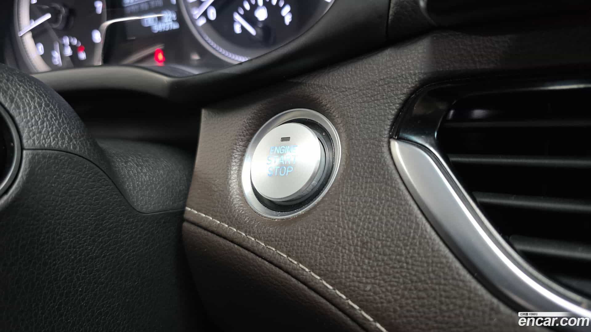 Grandeur Hyundai 2019.10-OPTION-051