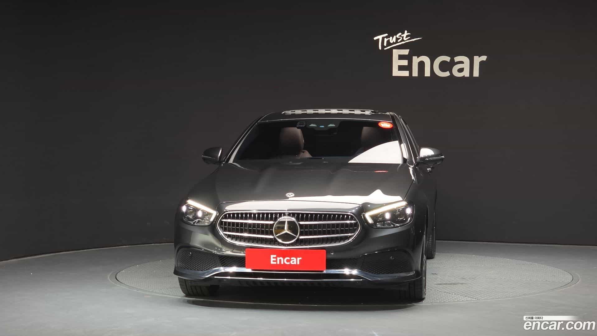 E-Class Mercedes-Benz 2022.4-OUTER-003