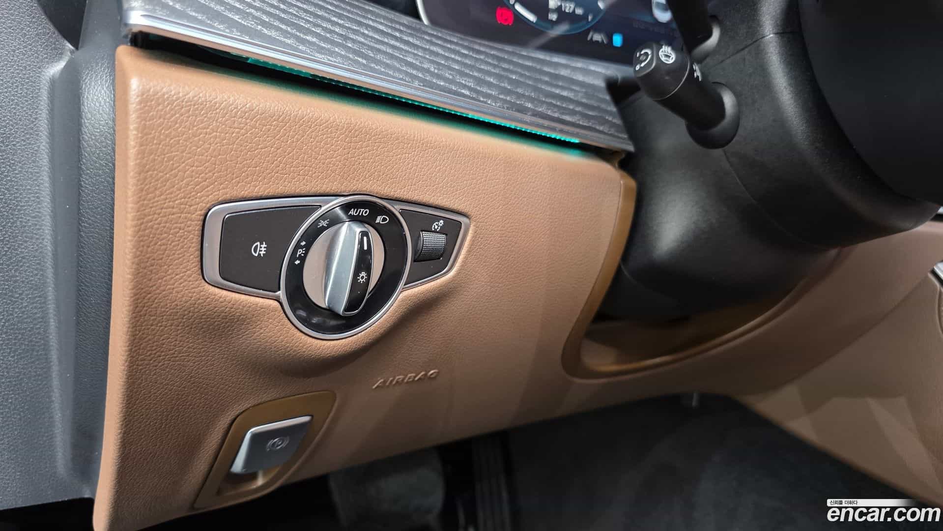 E-Class Mercedes-Benz 2022.4-OPTION-018