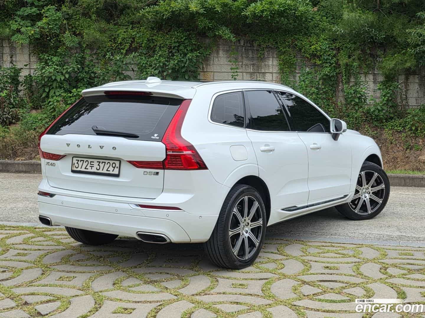 XC60 Volvo 2020.4-OUTER-002