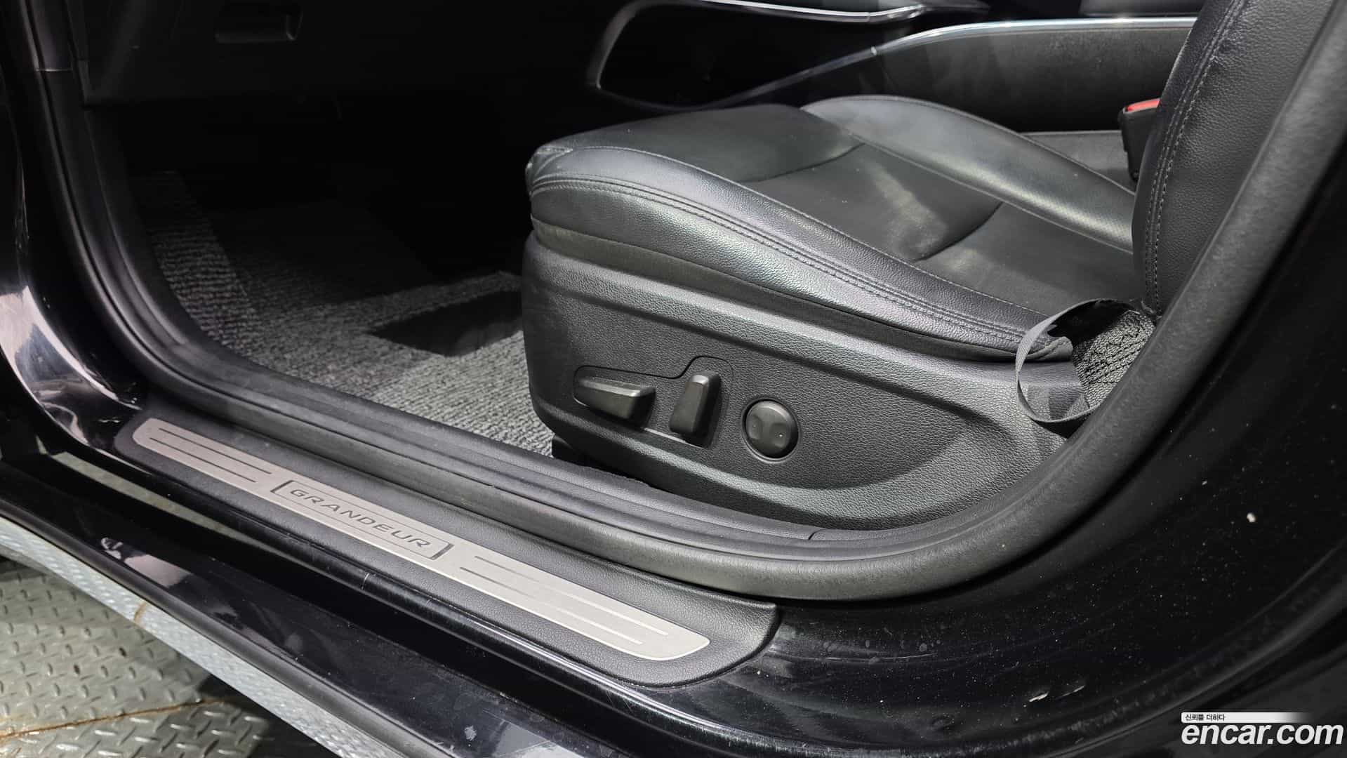 Grandeur Hyundai 2020.3-OPTION-022