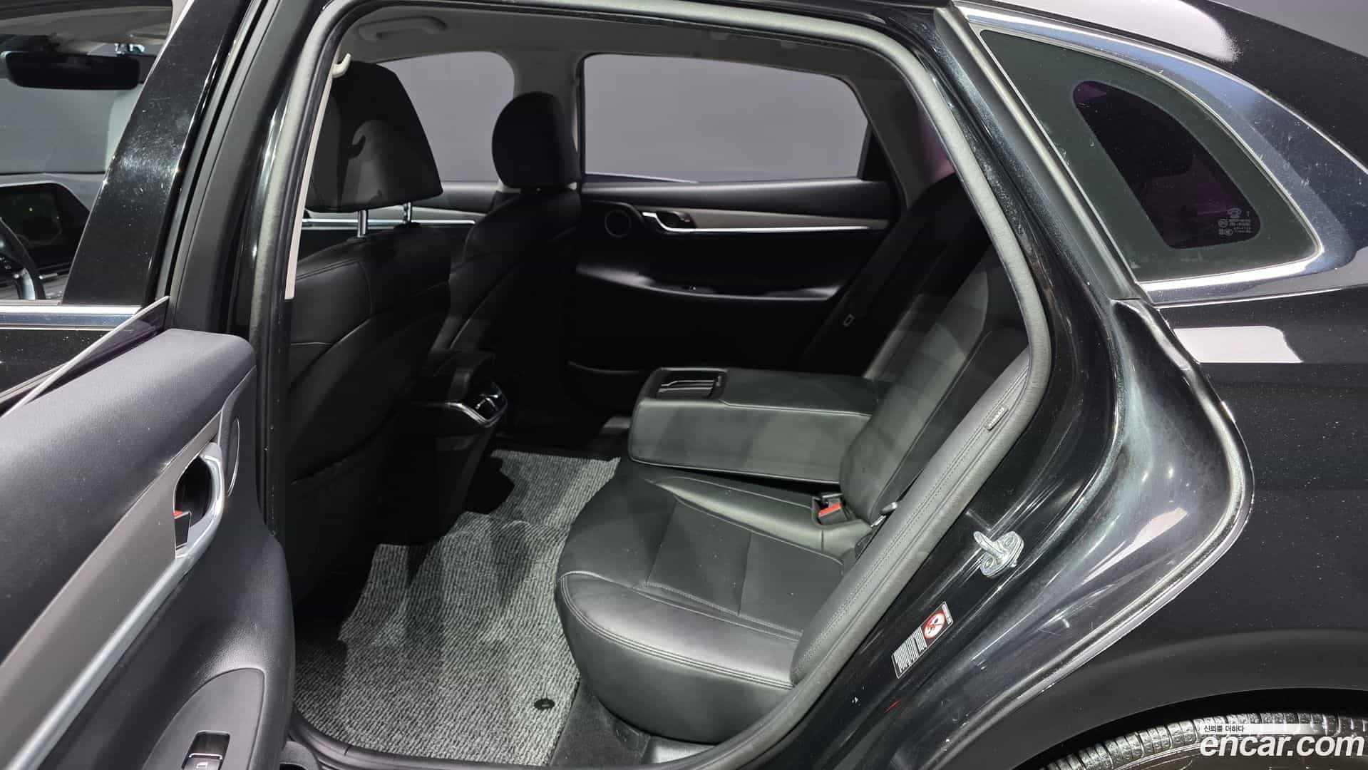 Grandeur Hyundai 2020.3-INNER-036