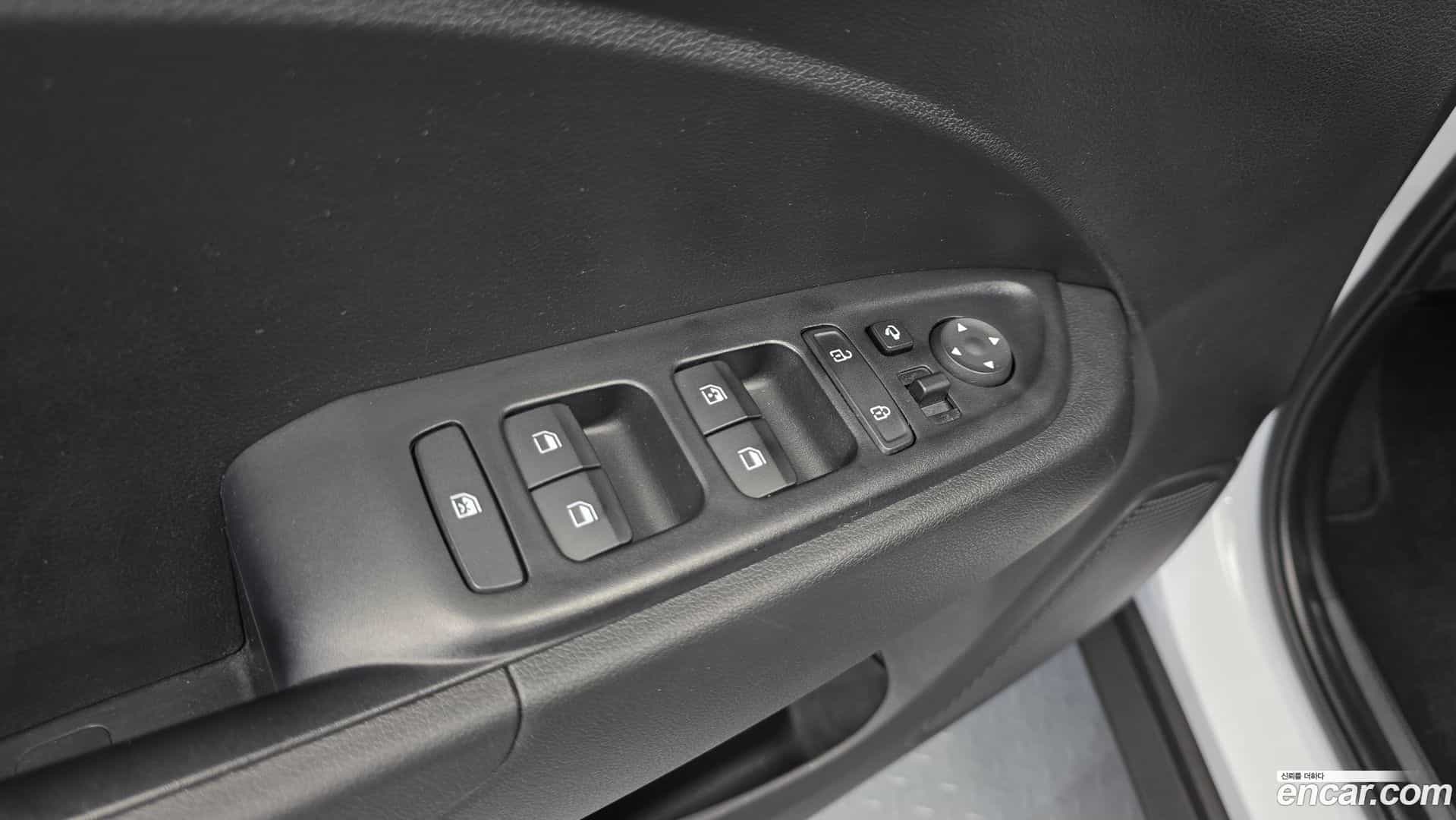 Venue Hyundai 2020.5-OPTION-021