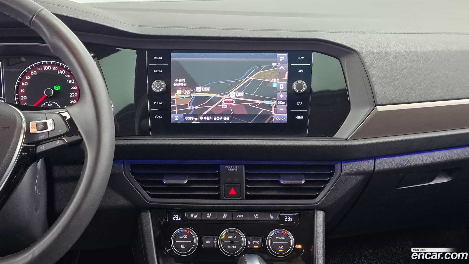 Jetta Volkswagen 2020.11-OPTION-018