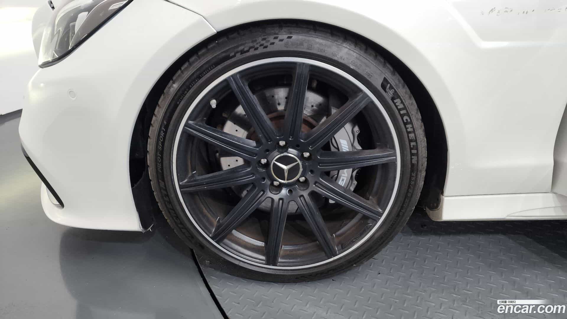 CLS-Class Mercedes-Benz 2016.4-OUTER-005