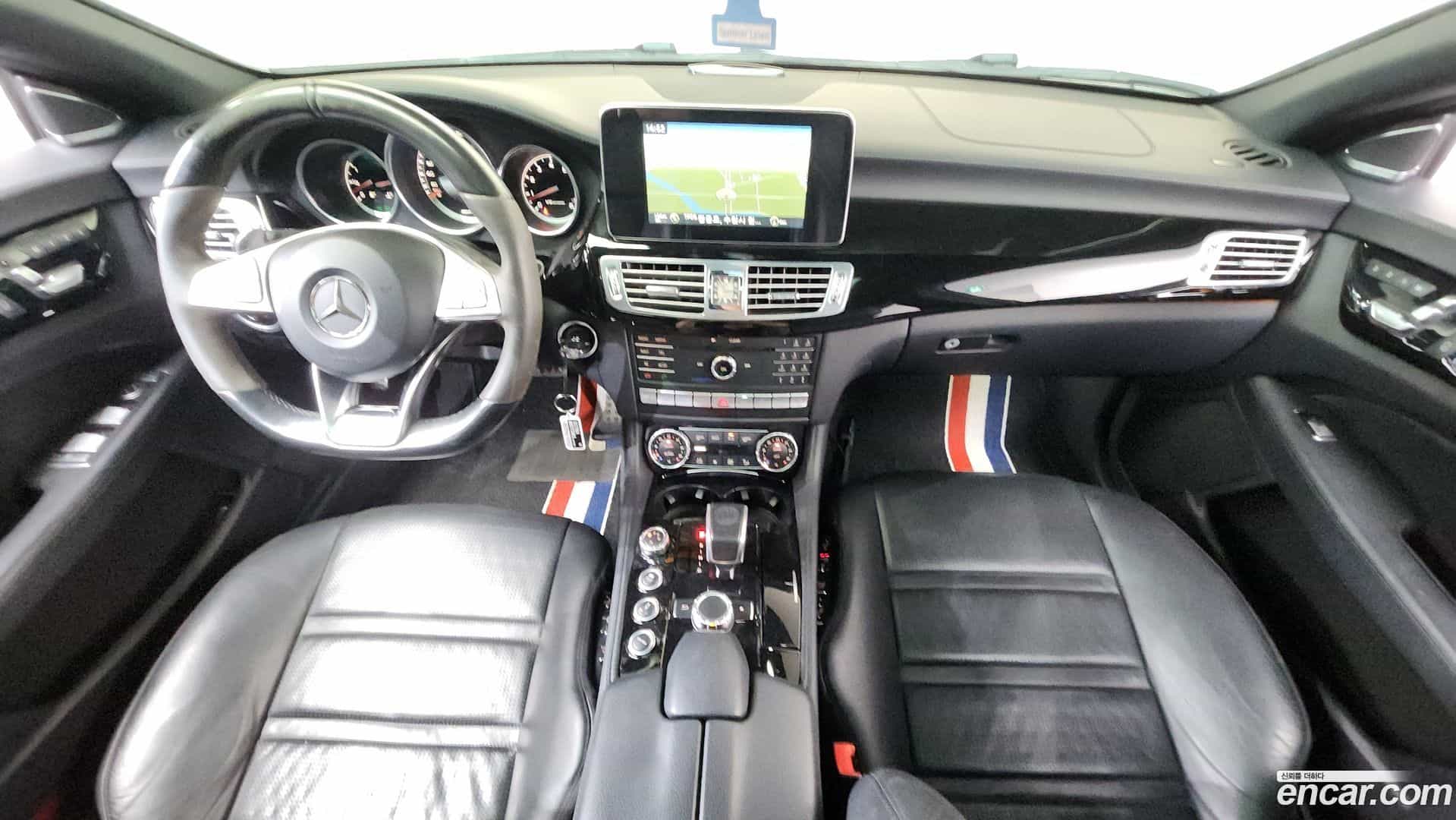 CLS-Class Mercedes-Benz 2016.4-INNER-007