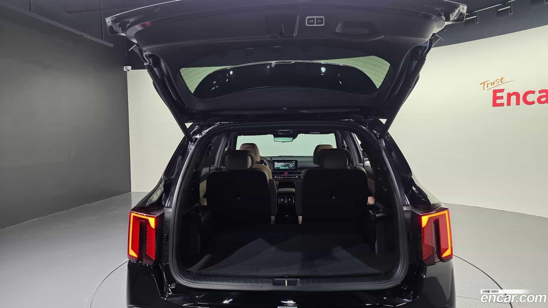 Sorento Kia 2024.8-OPTION-048