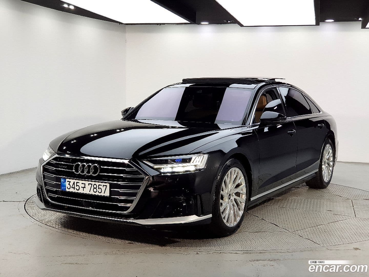 Main__Slider__Photo:A8 Audi 2021.11-0