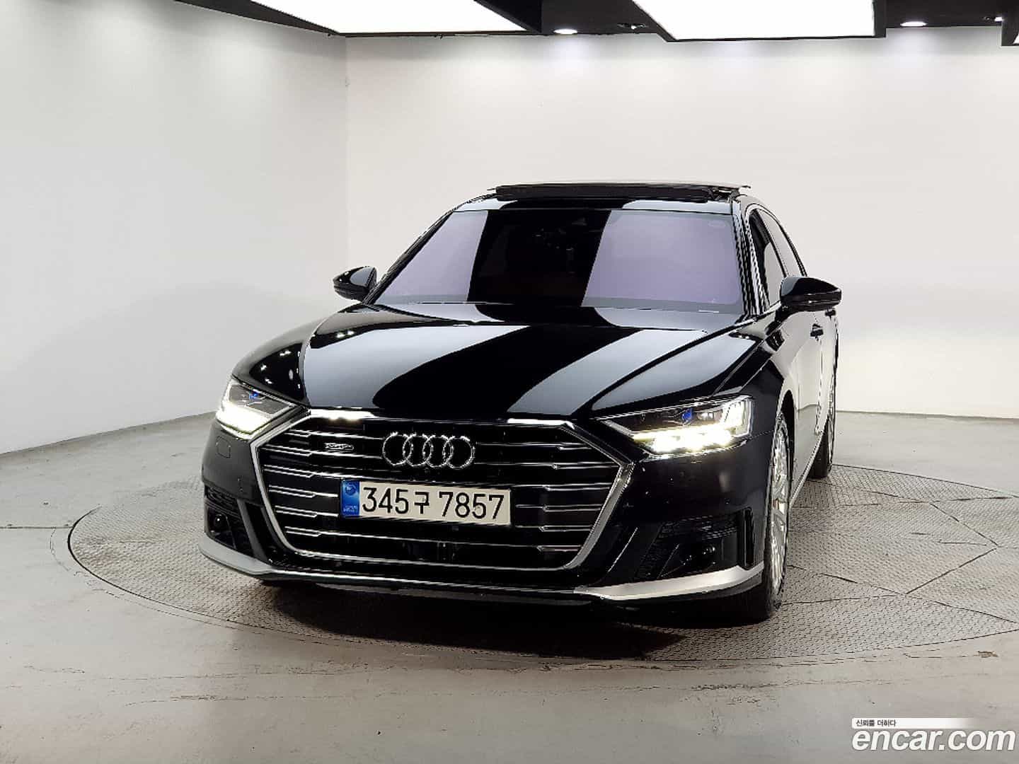 A8 Audi 2021.11-OUTER-002