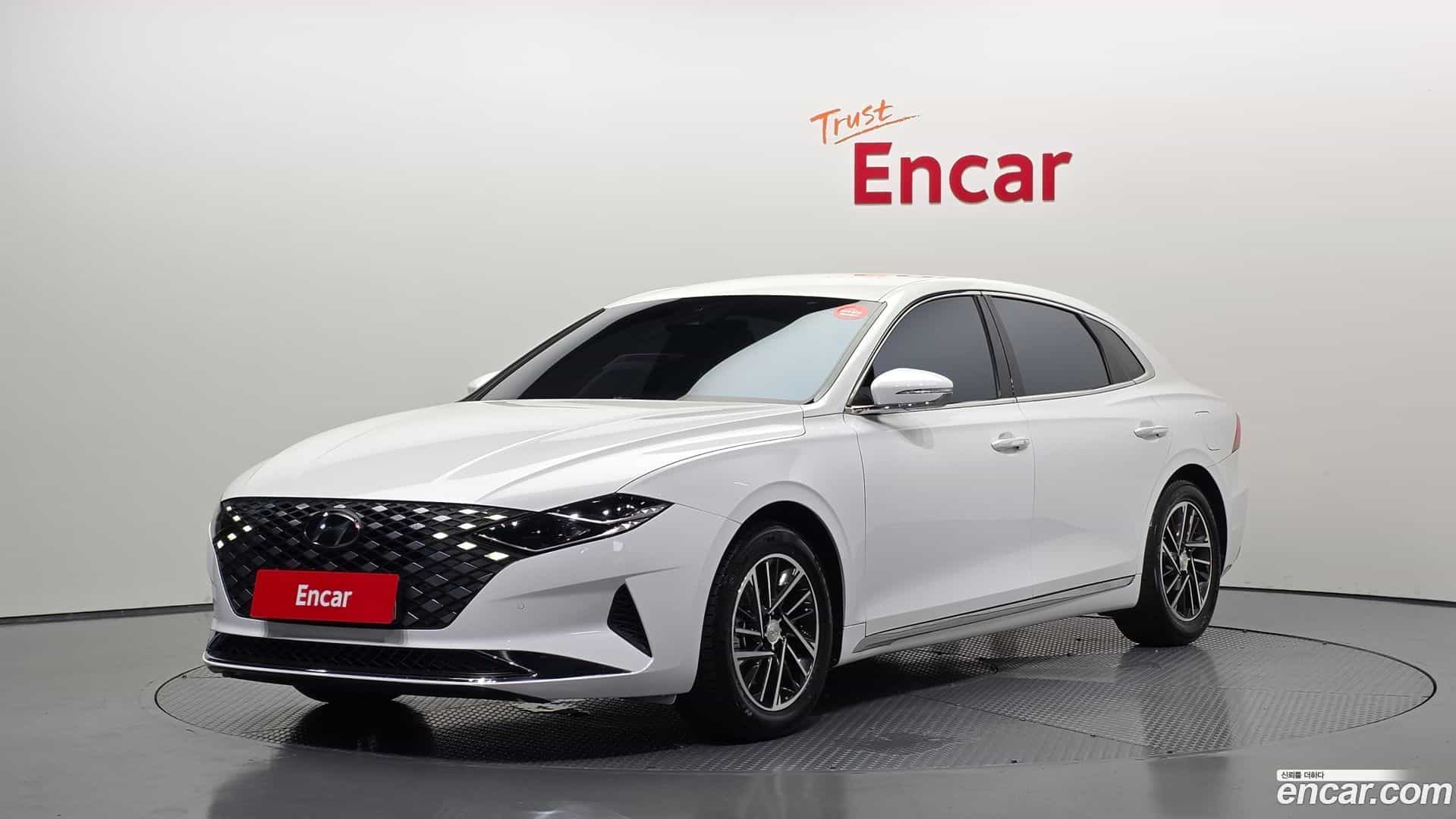 Grandeur Hyundai 2021.5-OUTER-001