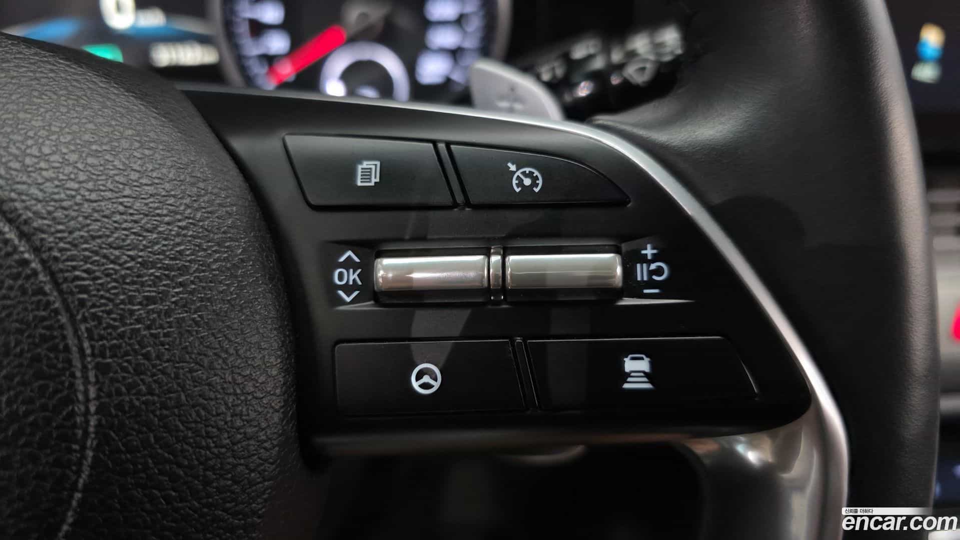 Grandeur Hyundai 2021.5-OPTION-041