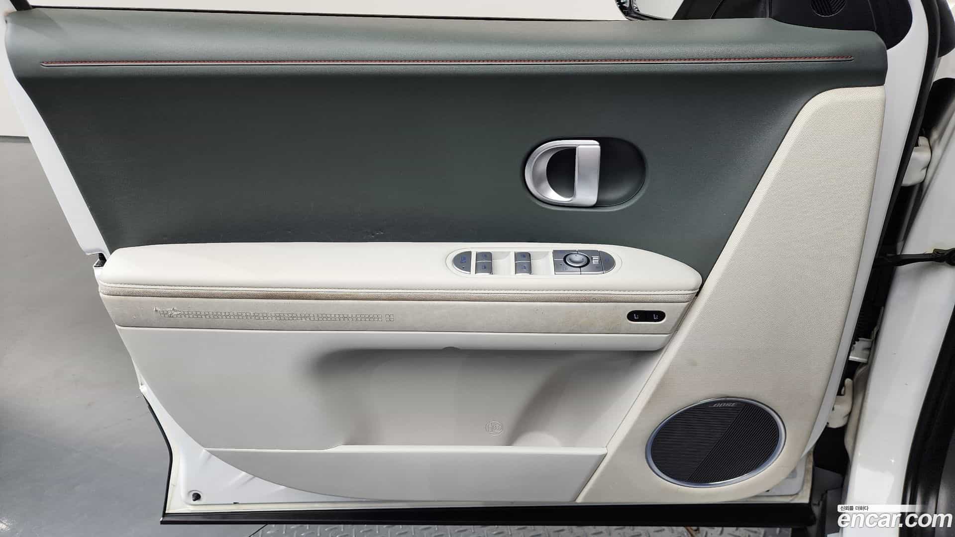 Ioniq5 Hyundai 2022.4-INNER-034
