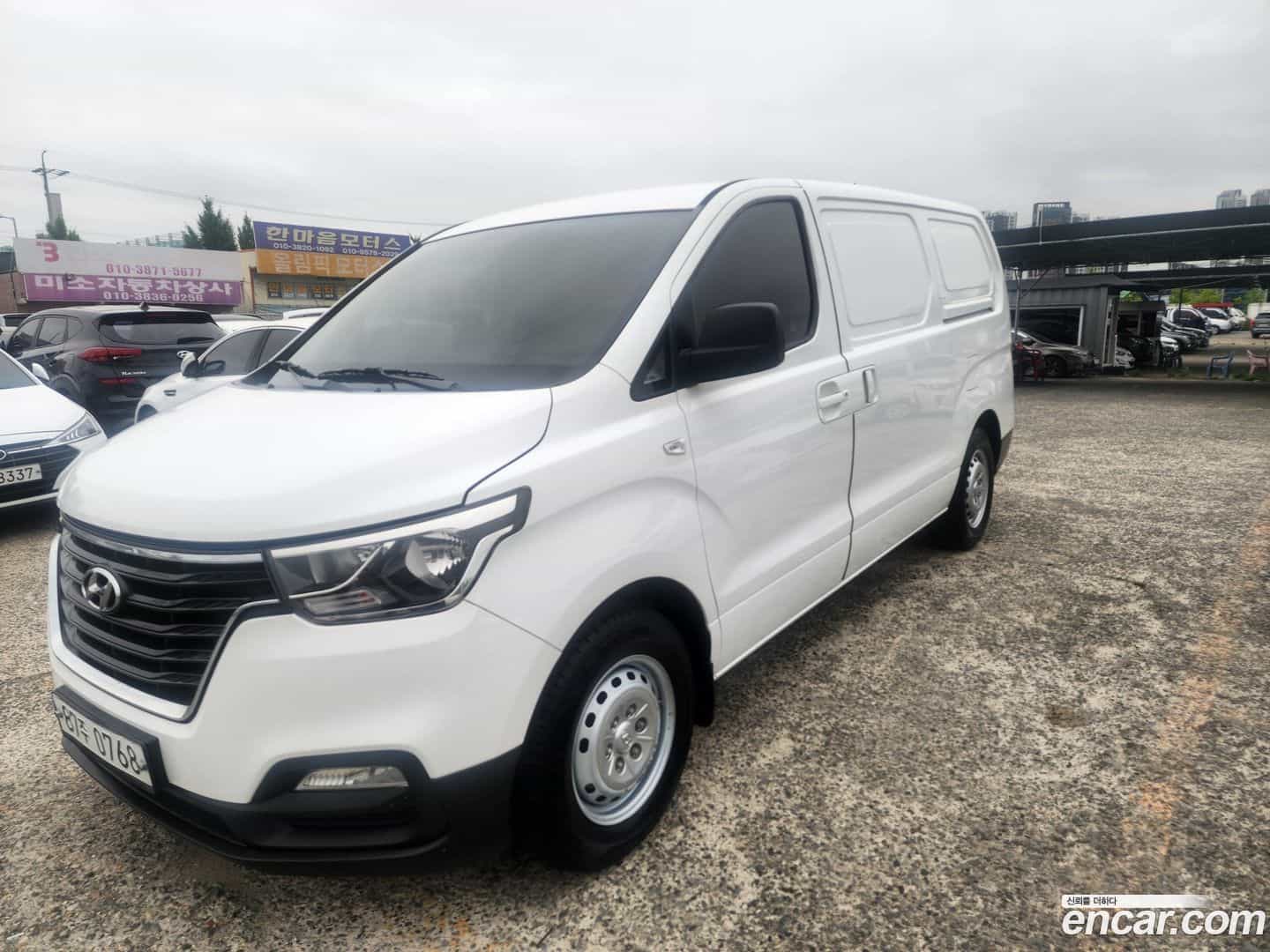 Starex Hyundai 2018.1-OUTER-002