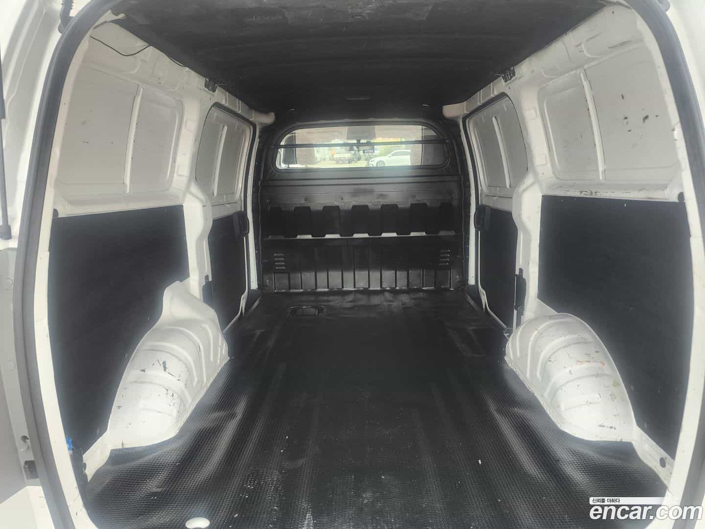 Starex Hyundai 2018.1-OPTION-018