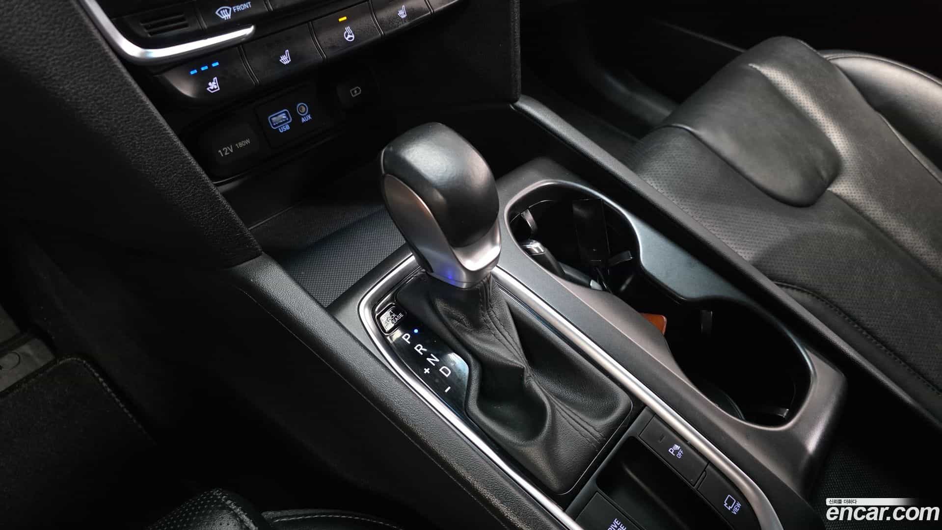 Santafe Hyundai 2018.7-INNER-009