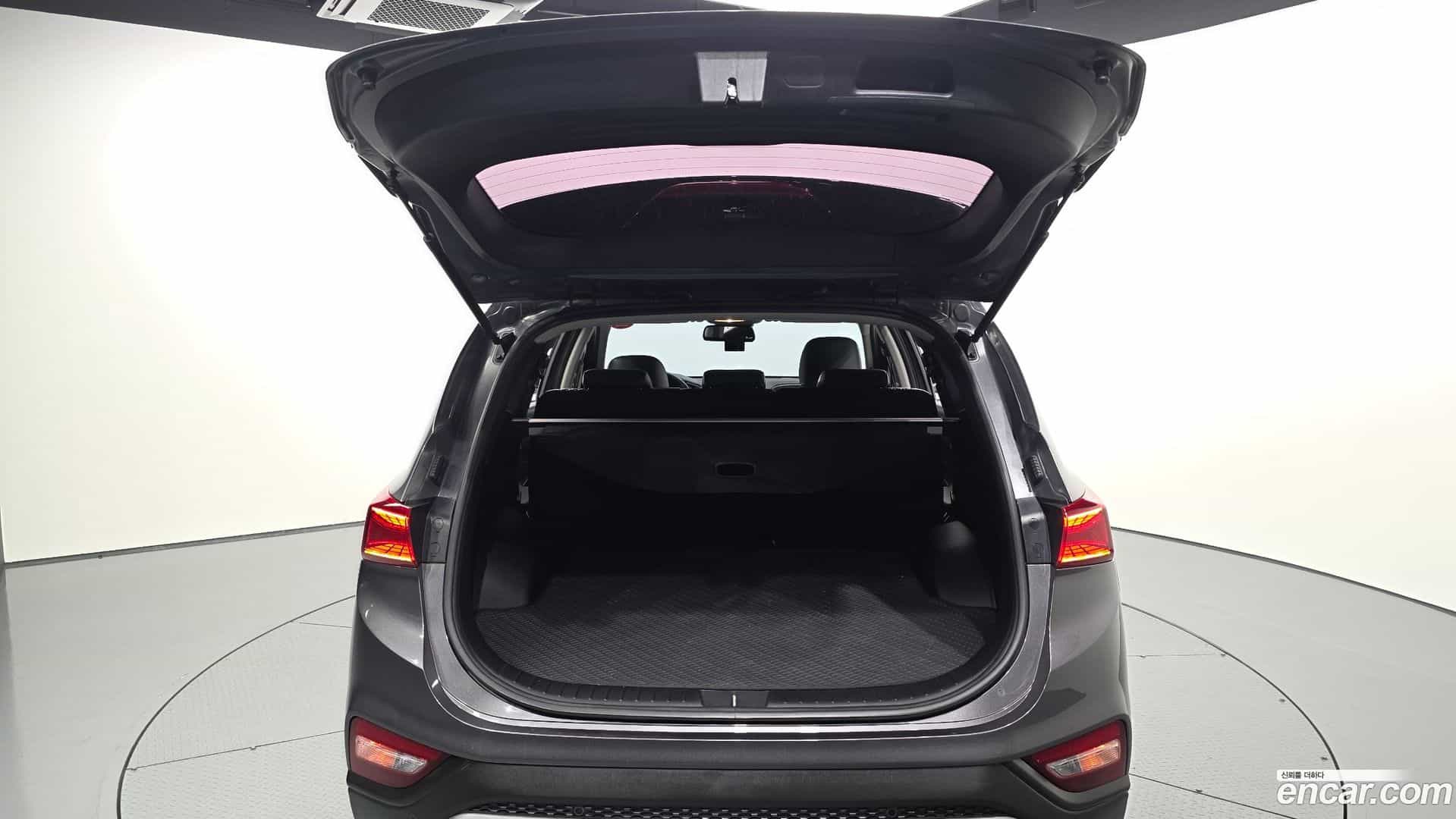 Santafe Hyundai 2018.7-OPTION-024