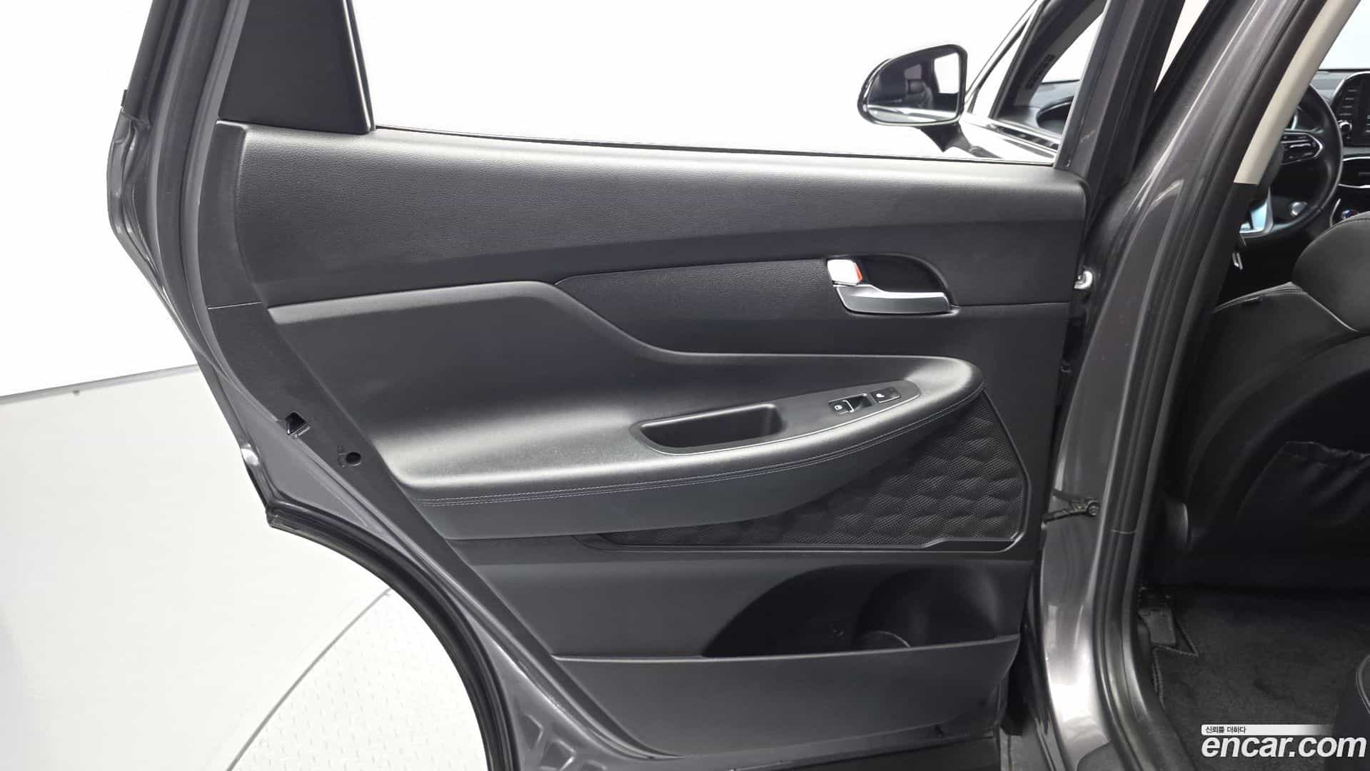 Santafe Hyundai 2018.7-INNER-035