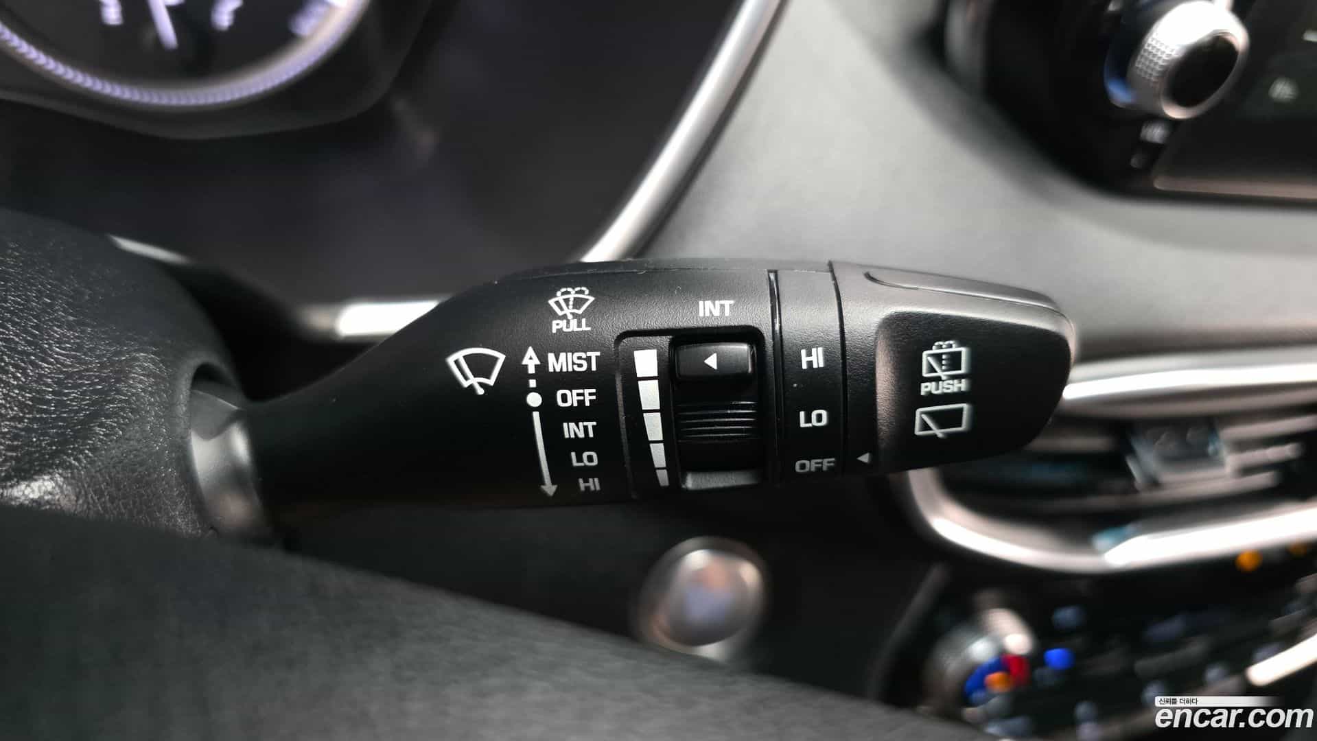 Santafe Hyundai 2018.7-OPTION-041