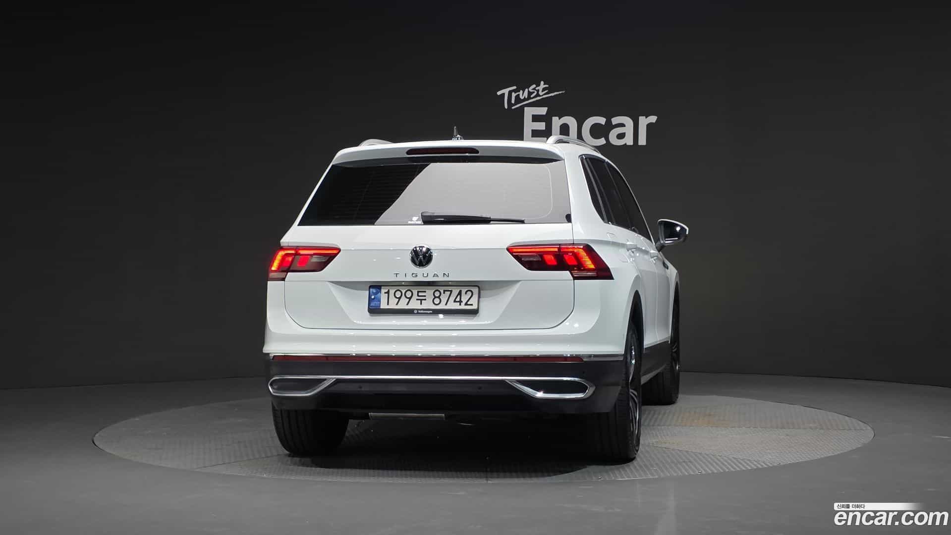 Tiguan Volkswagen 2022.11-OUTER-004