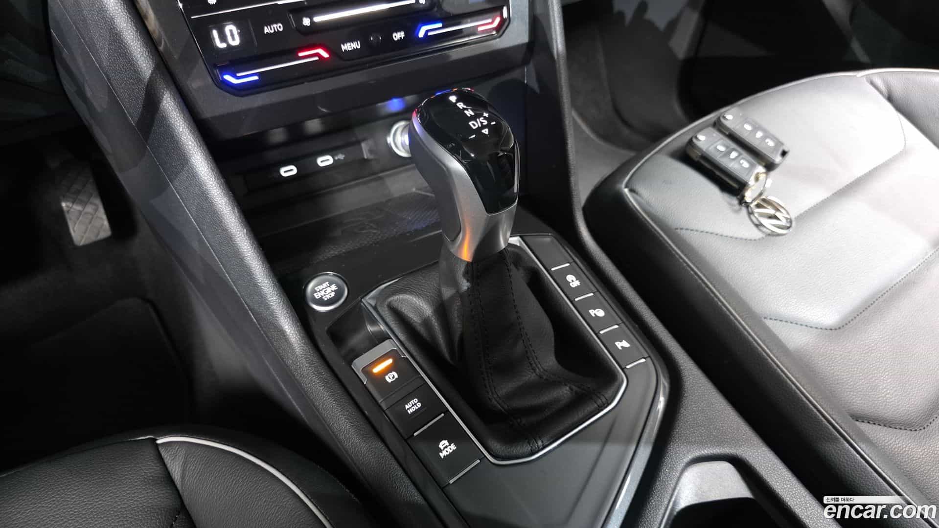 Tiguan Volkswagen 2022.11-INNER-009