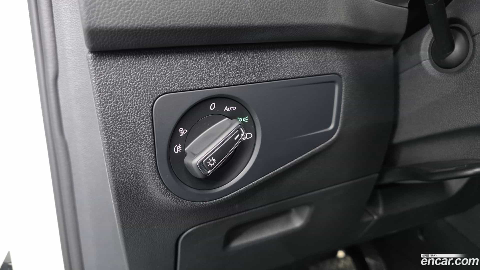 Tiguan Volkswagen 2022.11-OPTION-017