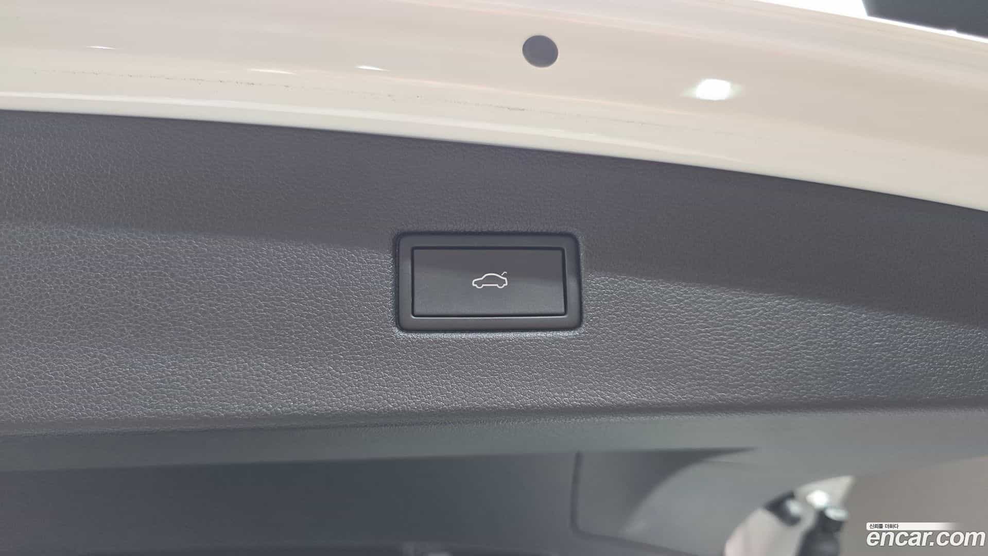 Tiguan Volkswagen 2022.11-INNER-036