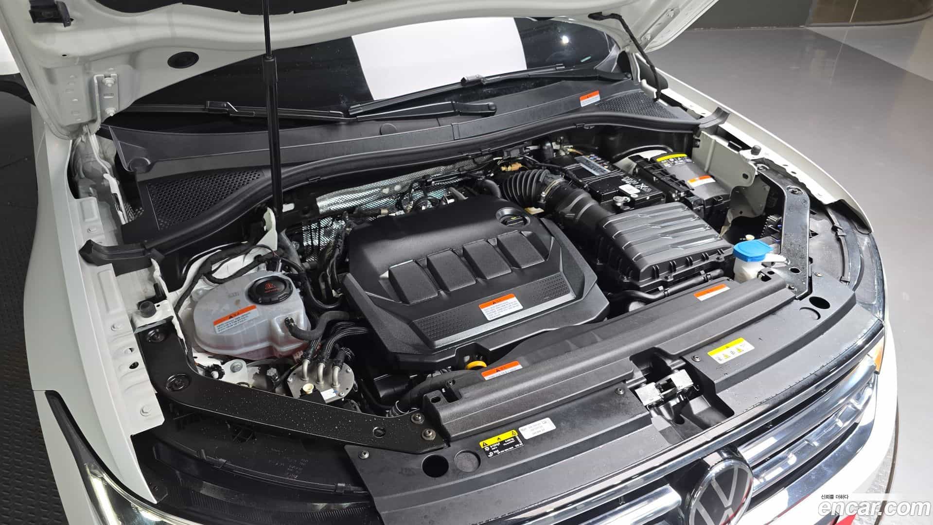 Tiguan Volkswagen 2022.11-OPTION-041