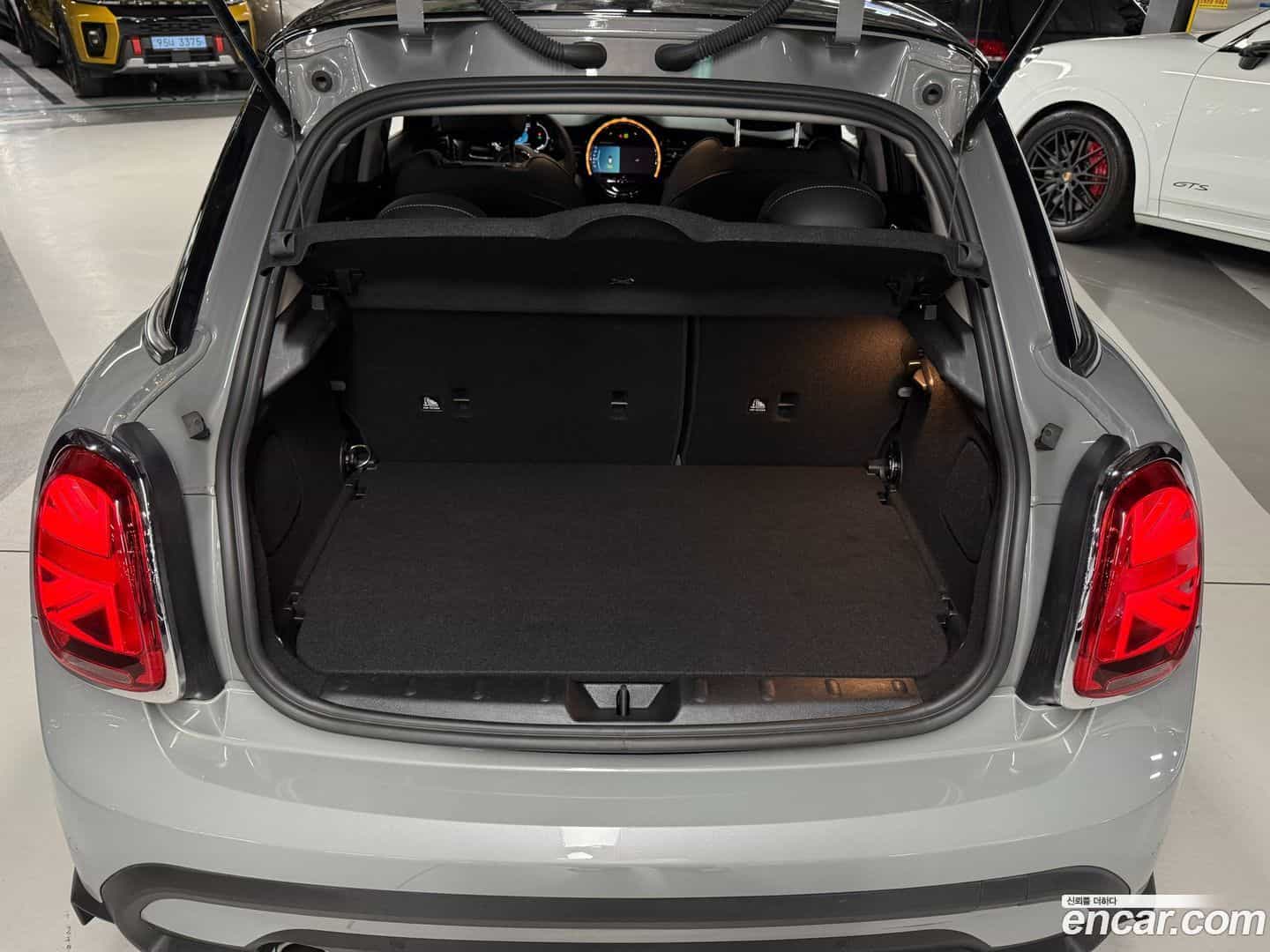 Cooper Mini 2021.8-OPTION-023