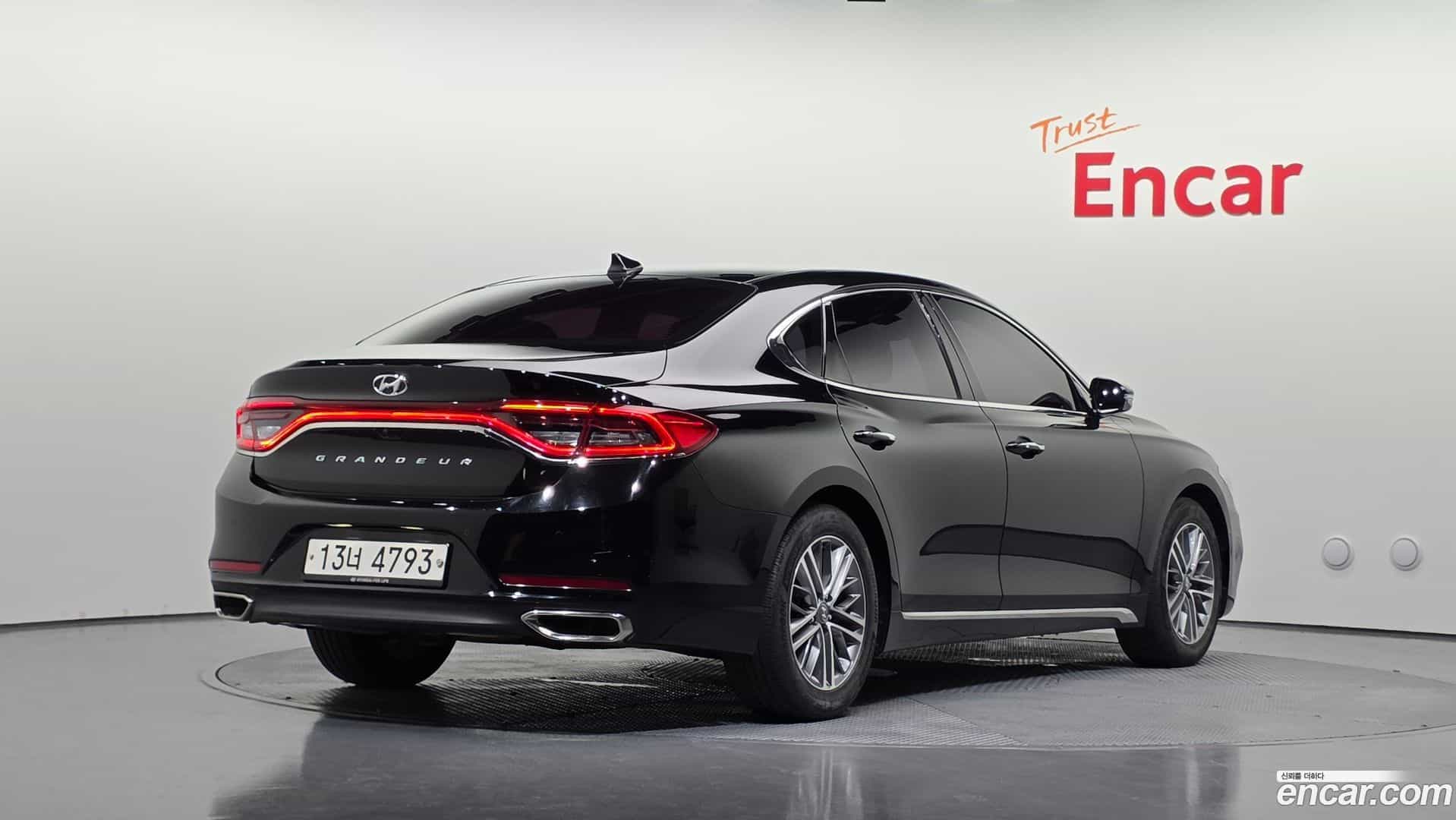 Grandeur Hyundai 2018.4-OUTER-002