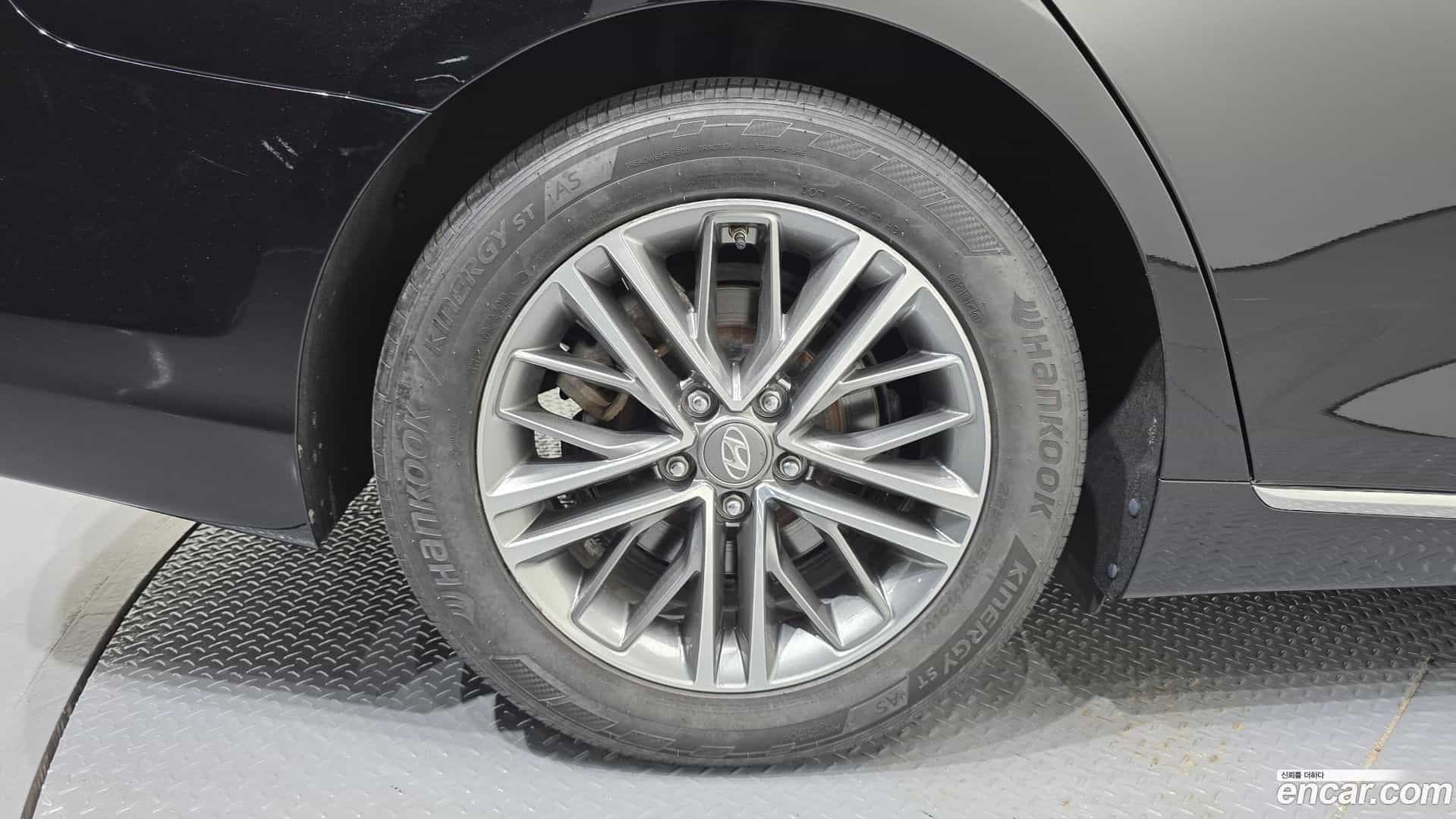 Grandeur Hyundai 2018.4-OUTER-005