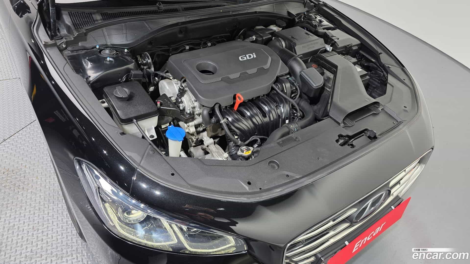 Grandeur Hyundai 2018.4-OUTER-006