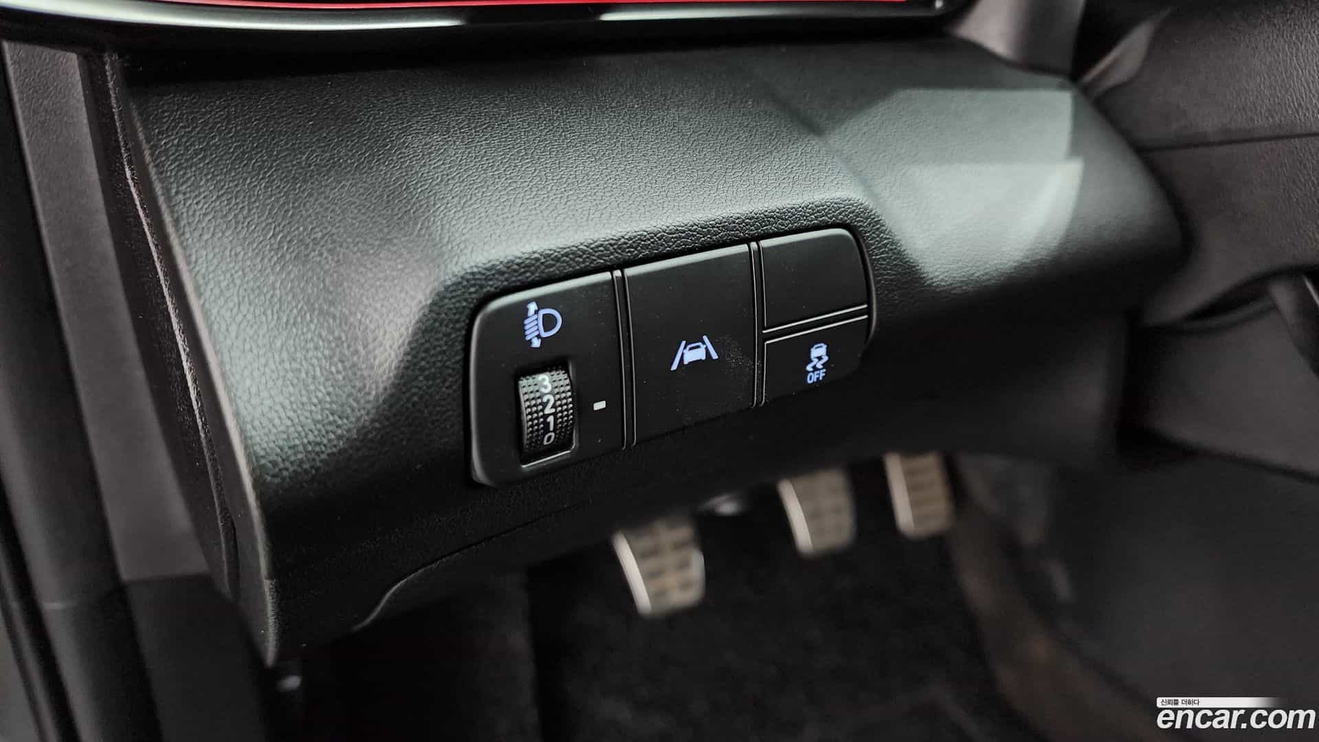 AVANTE Hyundai 2022.2-OPTION-043