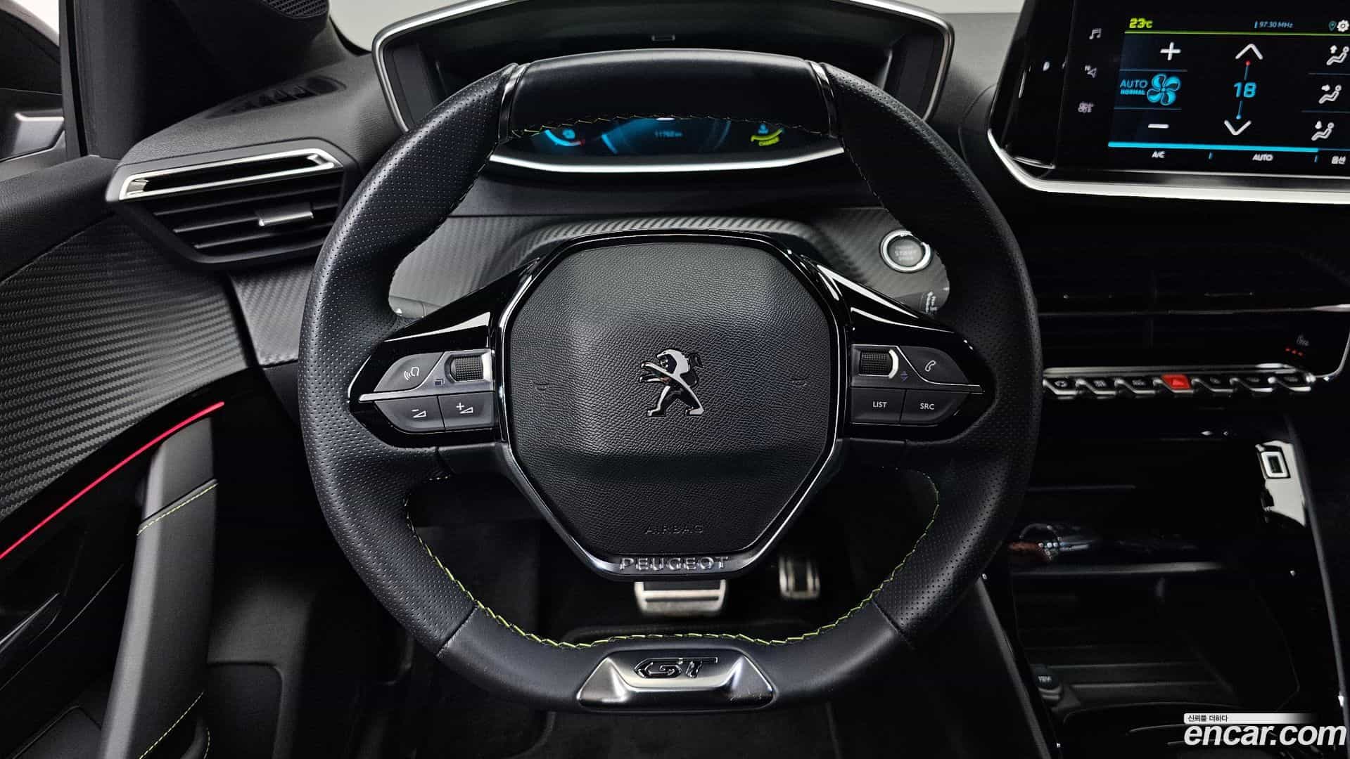 208 Peugeot 2023.6-OPTION-016
