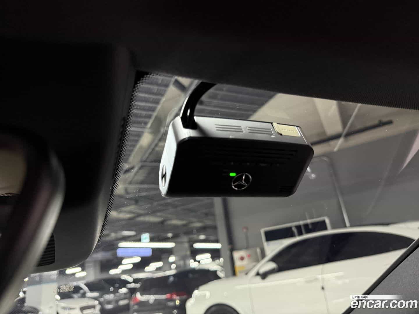 GLA-Class Mercedes-Benz 2017.9-OPTION-019
