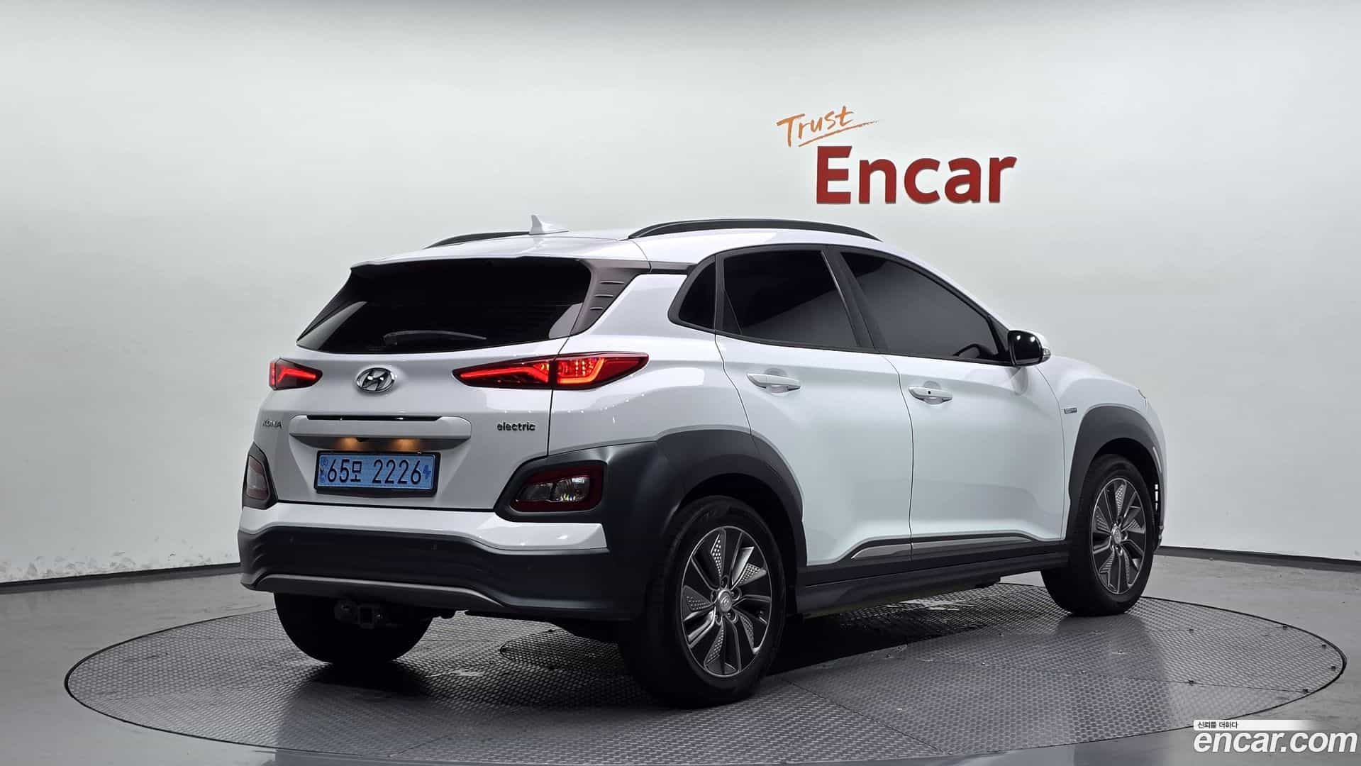 Kona Hyundai 2019.2-OUTER-002