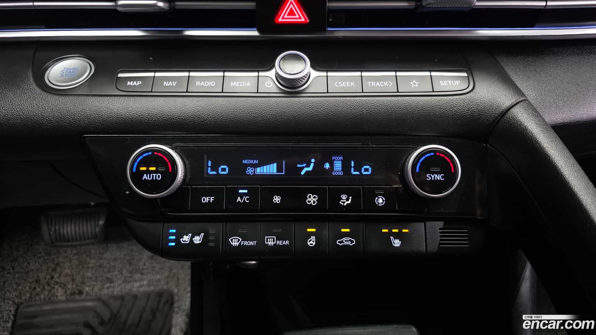 AVANTE Hyundai 2021.11-OPTION-020