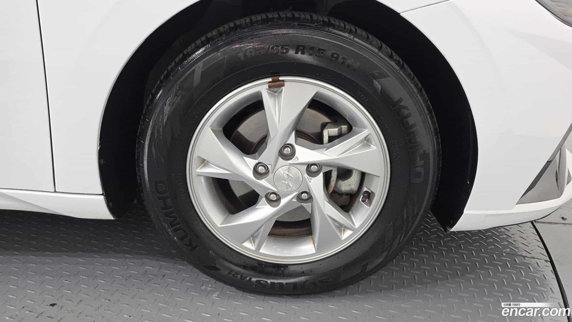 AVANTE Hyundai 2021.11-OUTER-031