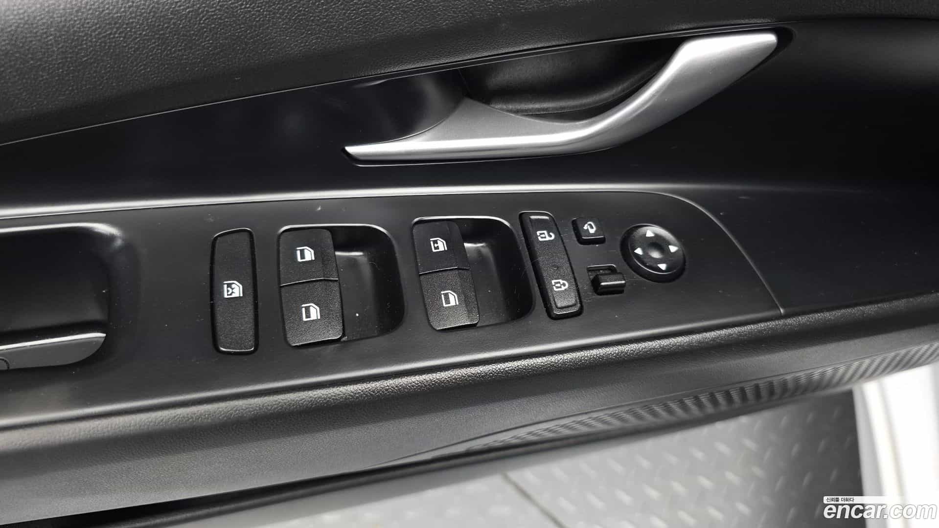 AVANTE Hyundai 2021.11-OPTION-043