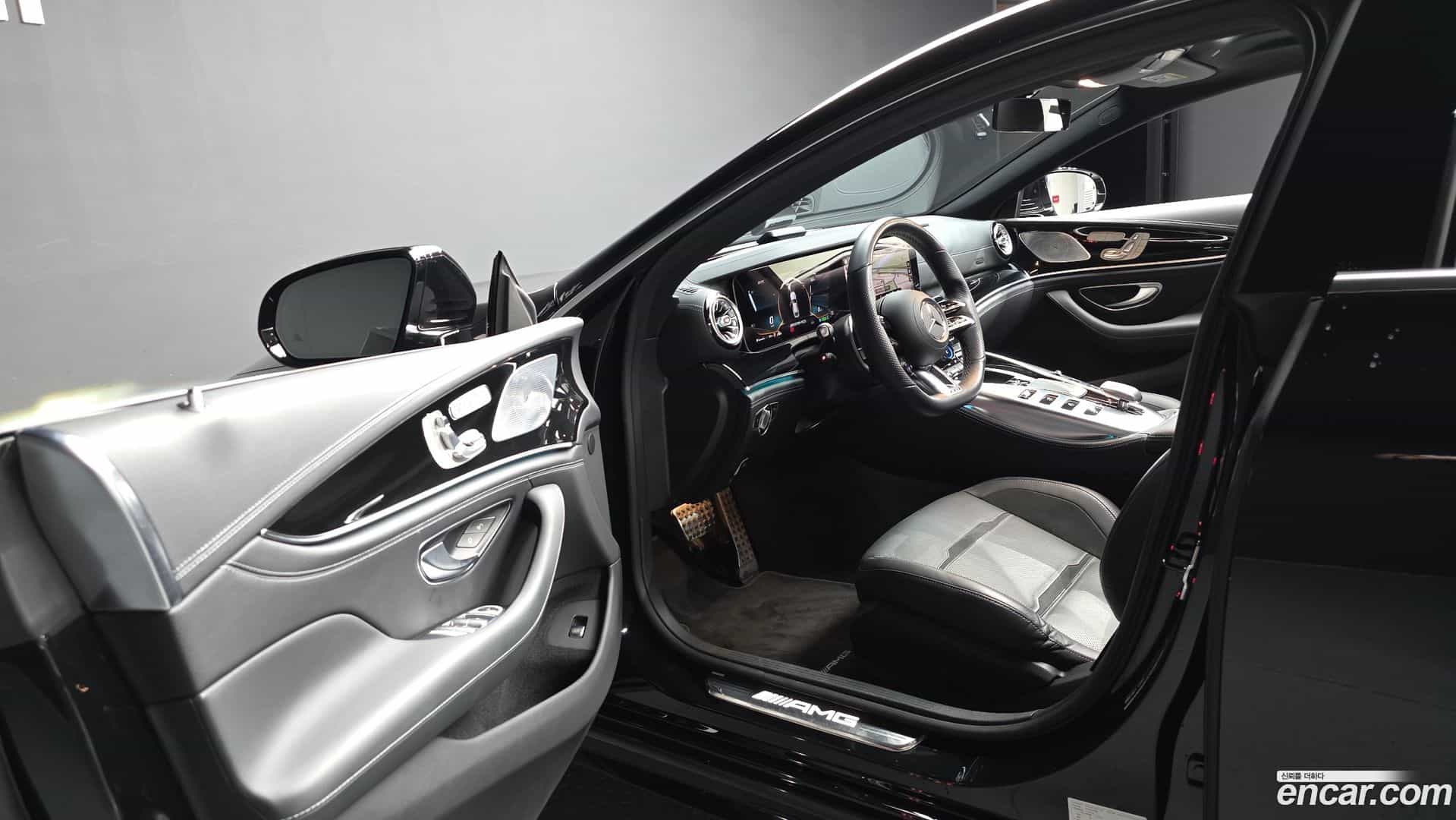 AMG GT Mercedes-Benz 2022.6-INNER-010