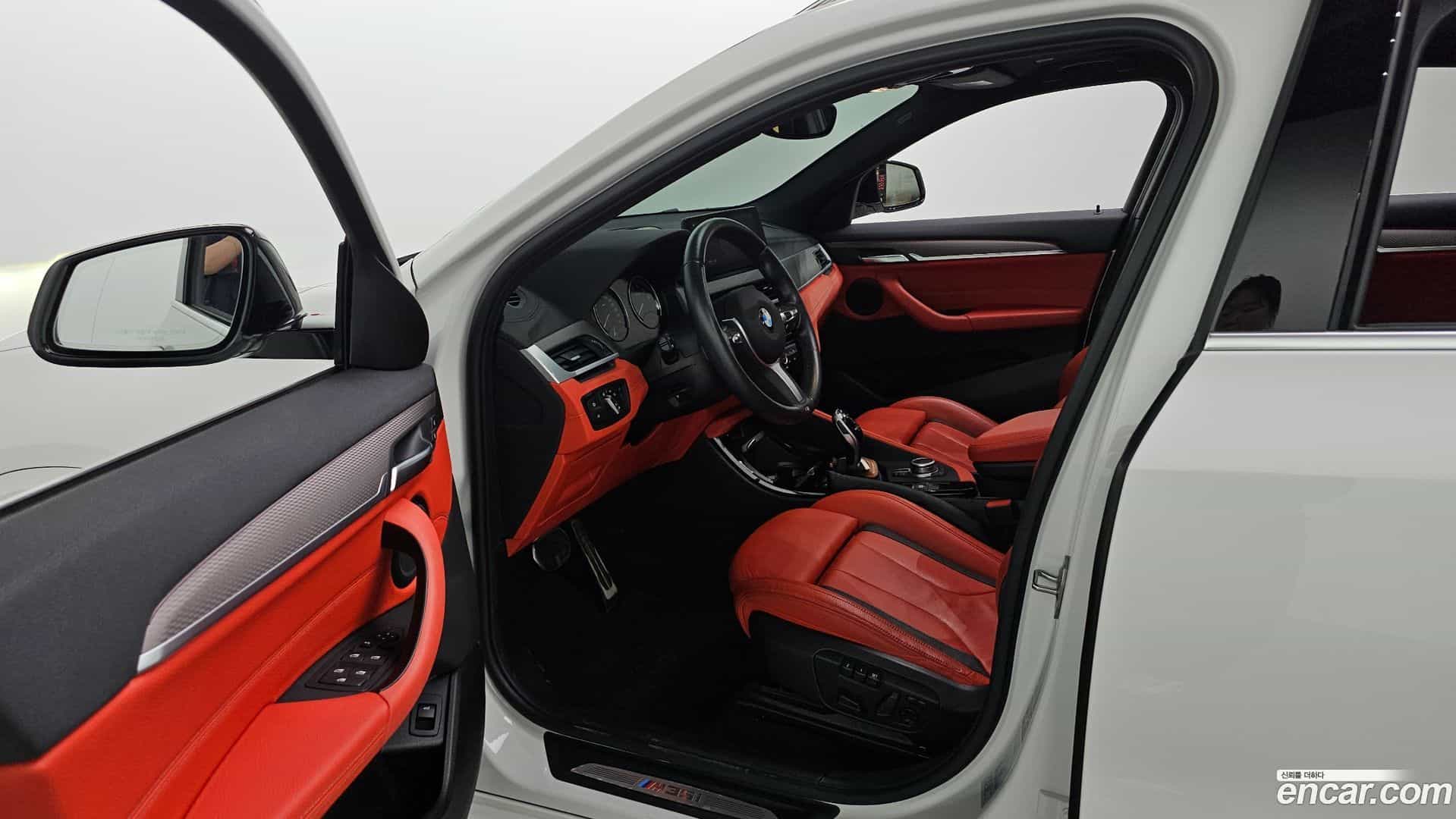 X2 (F39) BMW 2022.7-INNER-010