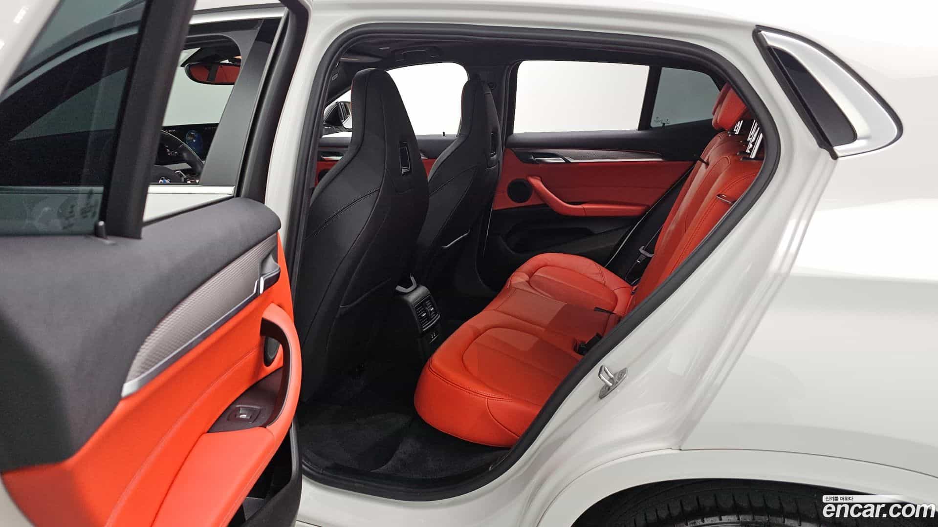 X2 (F39) BMW 2022.7-OPTION-023