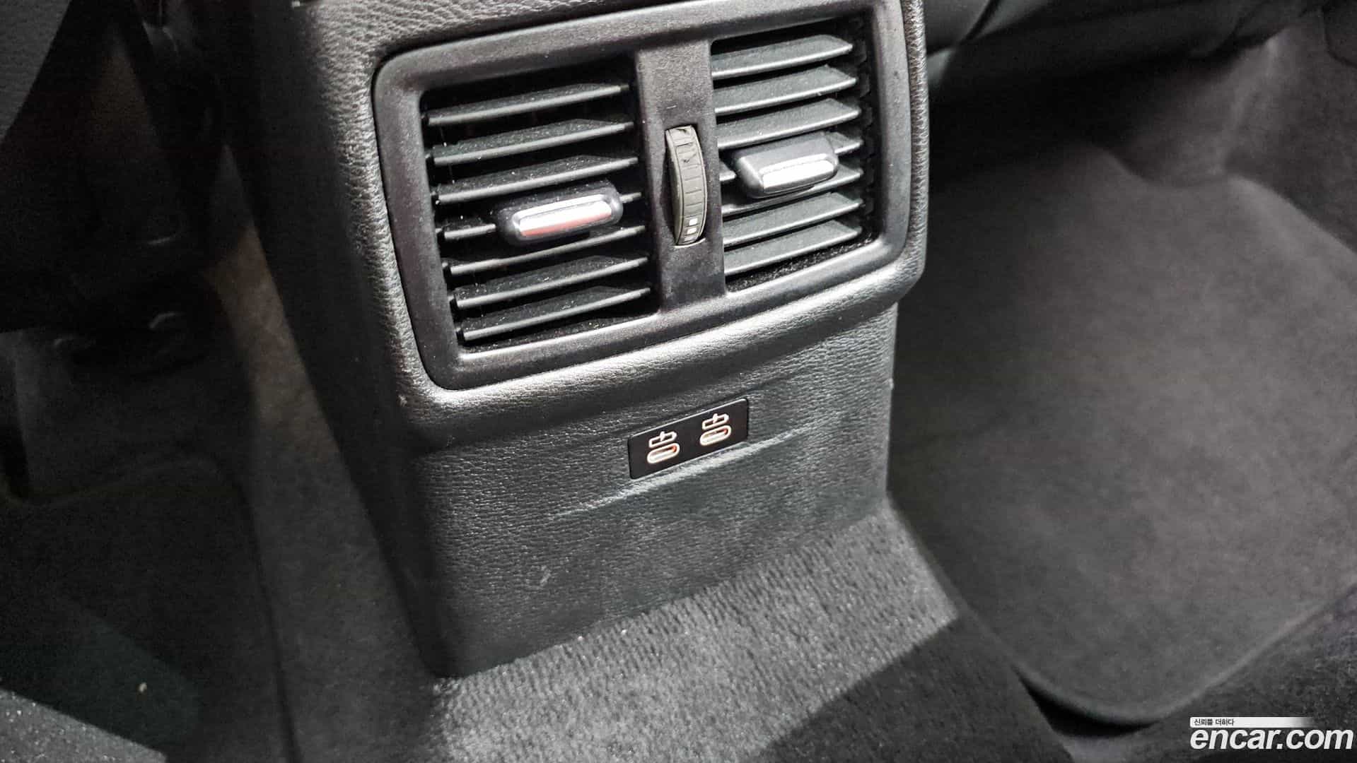 X2 (F39) BMW 2022.7-OPTION-044