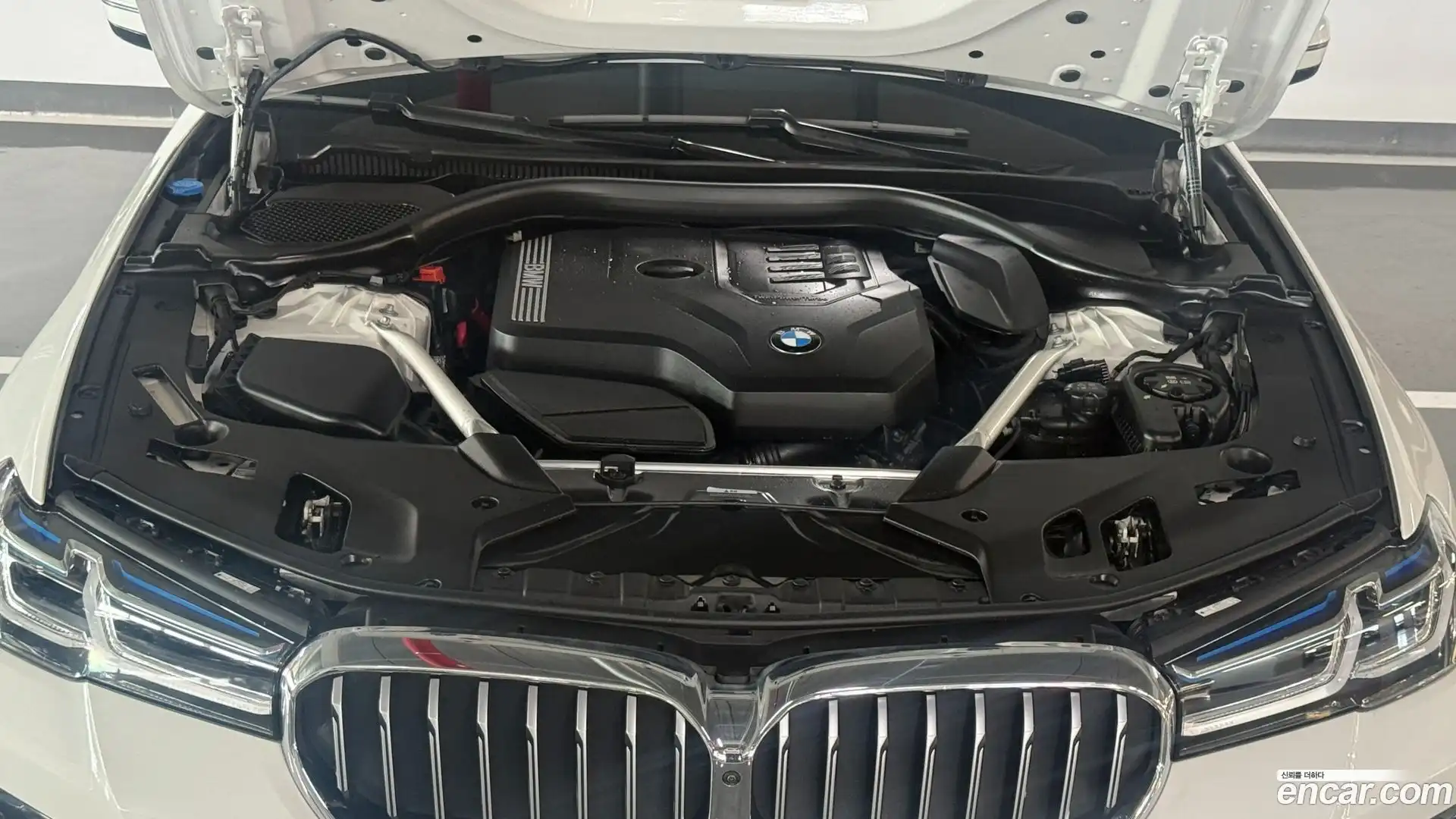 5-Series BMW 2023.2-OUTER-006