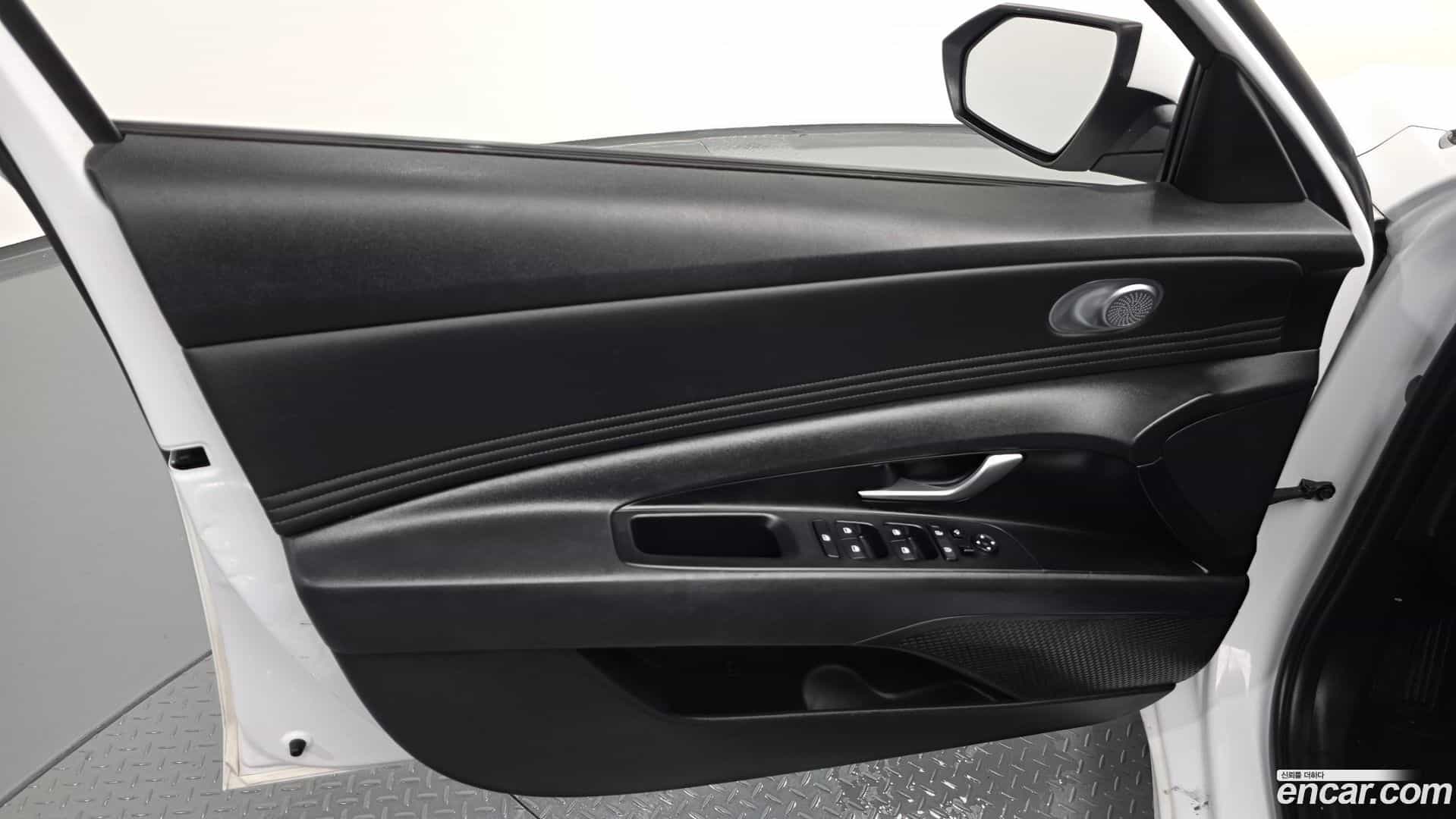 AVANTE Hyundai 2020.7-INNER-034